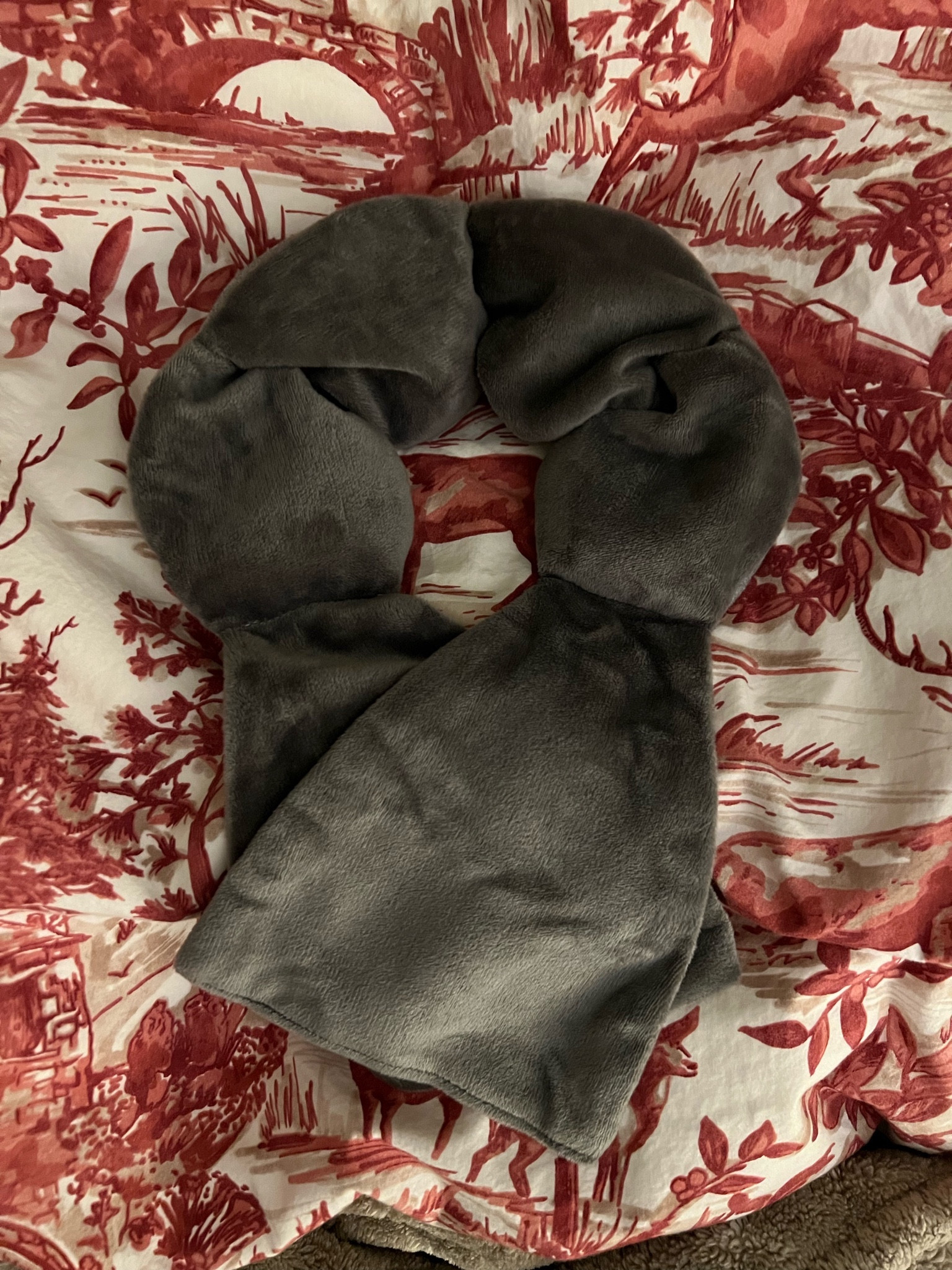 Stocking stuffer to me... from me.  Anyone else can’t live without a sleep mask?! (Other color options available) 

#LTKGiftGuide #LTKhome #LTKtravel