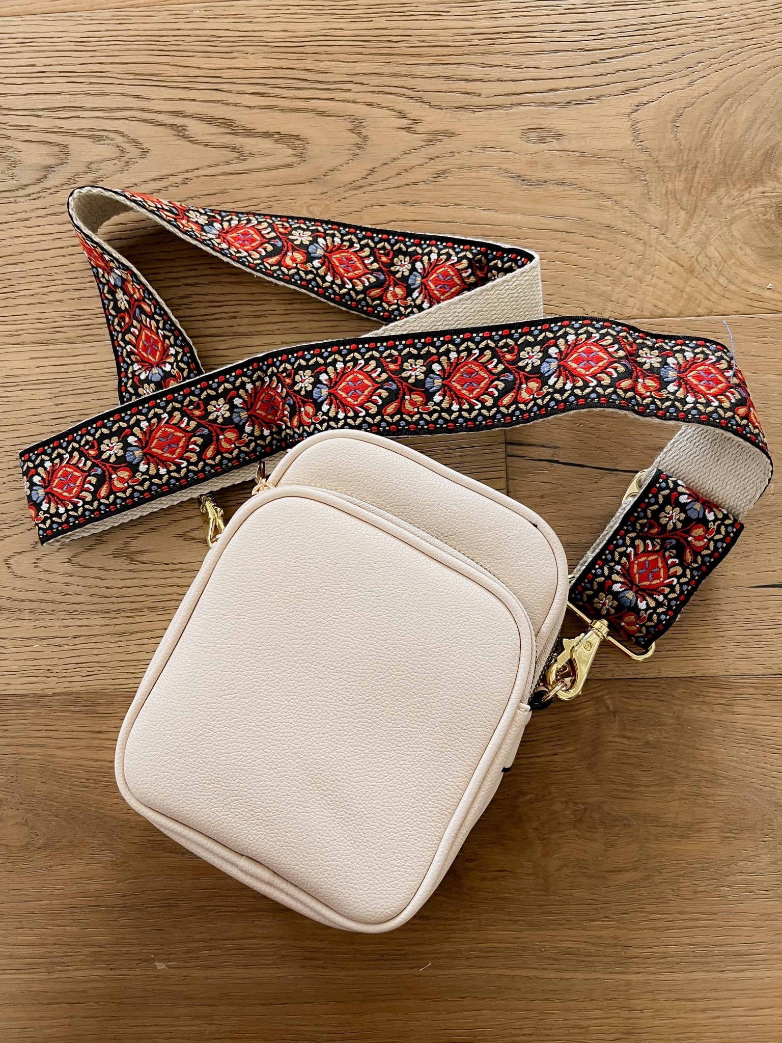 I’m literally buying every color of this bag and a ton of straps straps!!!

#LTKunder50 #LTKstyletip #LTKitbag