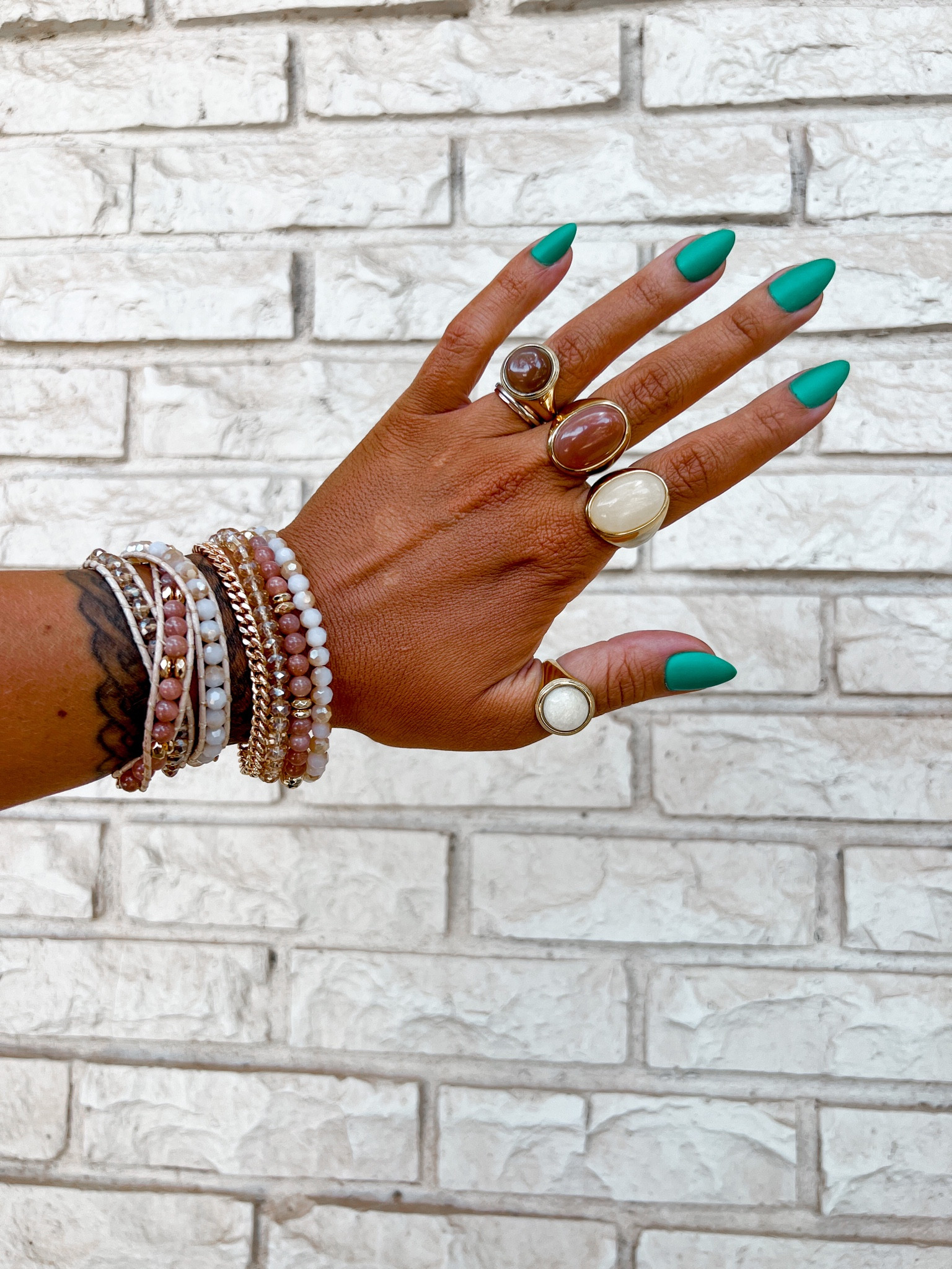 Sunstone & Sand gems!


#LTKsalealert #LTKunder50 #LTKstyletip