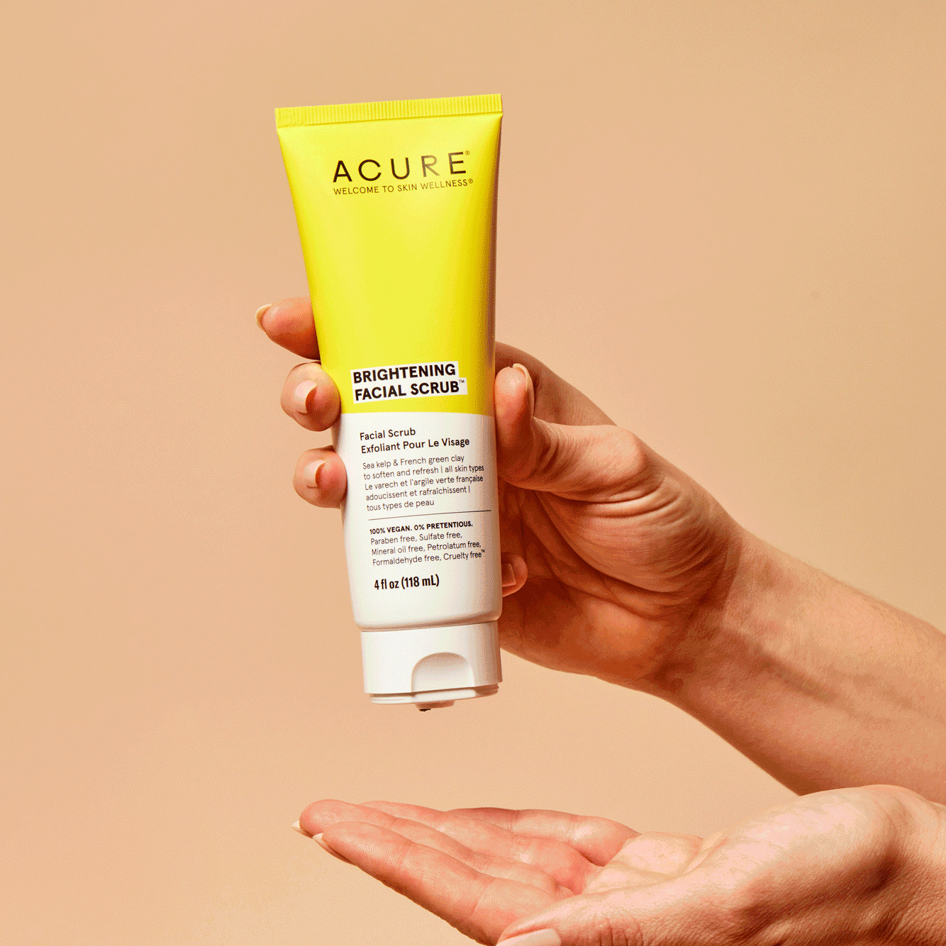 Brightening facial scrub | Acure