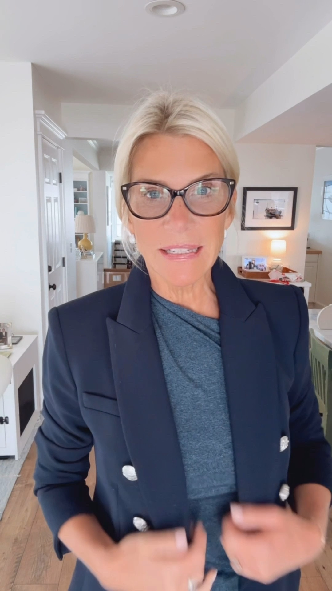 Blazer and Jeans Outfit | Chic Elevated Casual Style for Women.

#LTKOver40 #LTKSeasonal #LTKootd