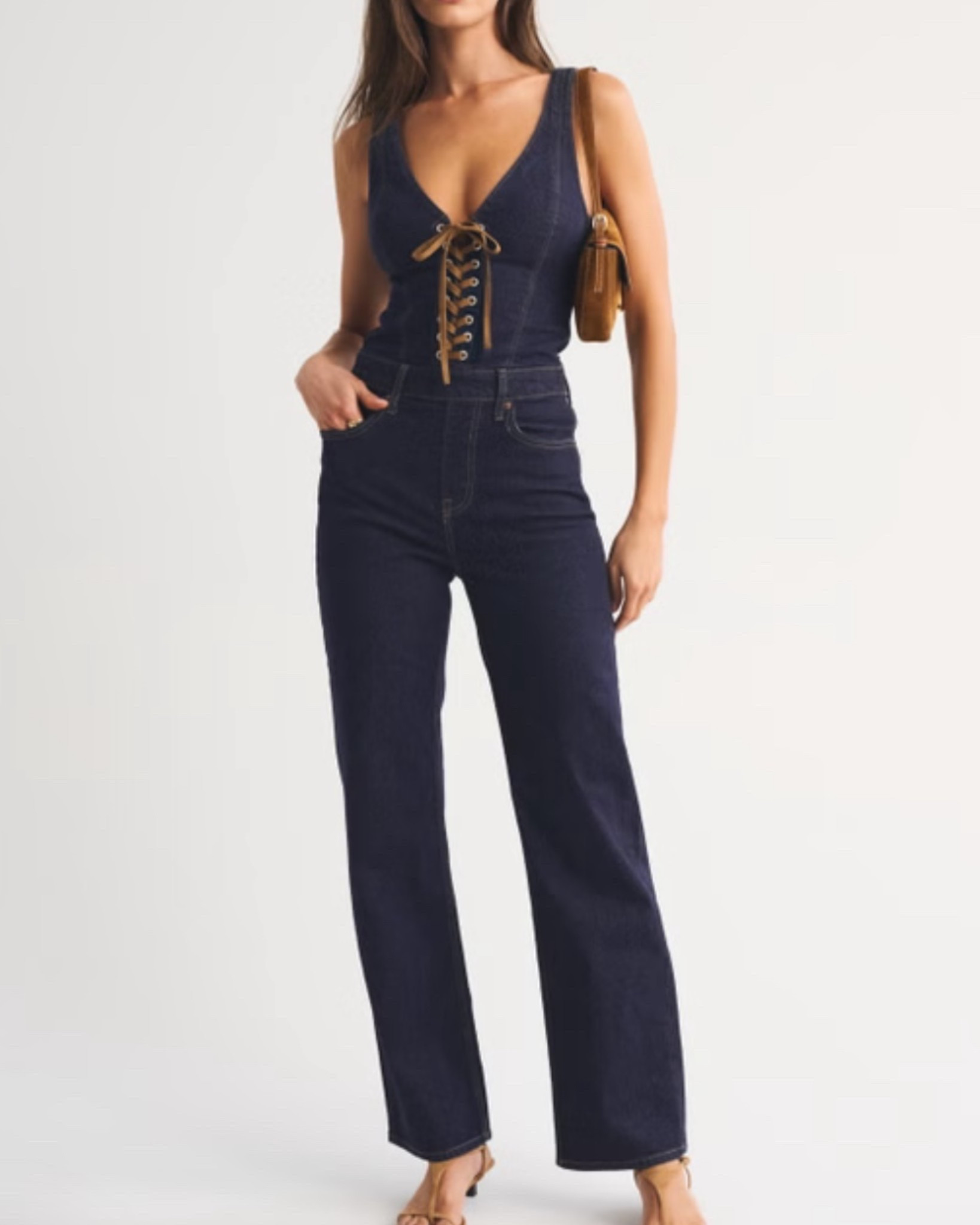 This jumpsuit is to die I would get XXS model is wearing XS 

#LTKFestival #LTKSpringSale