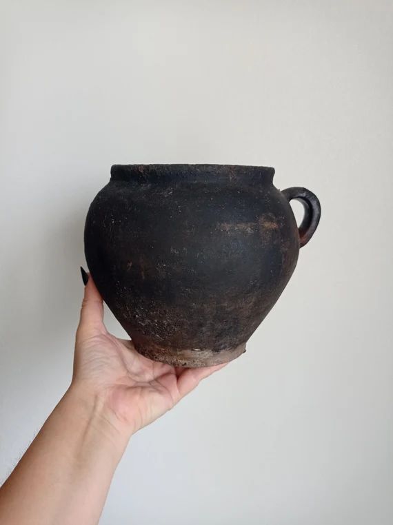 Old Clay Pot Black Vintage Clay Pot Rustic Clay Vase Wabi - Etsy UK | Etsy (UK)
