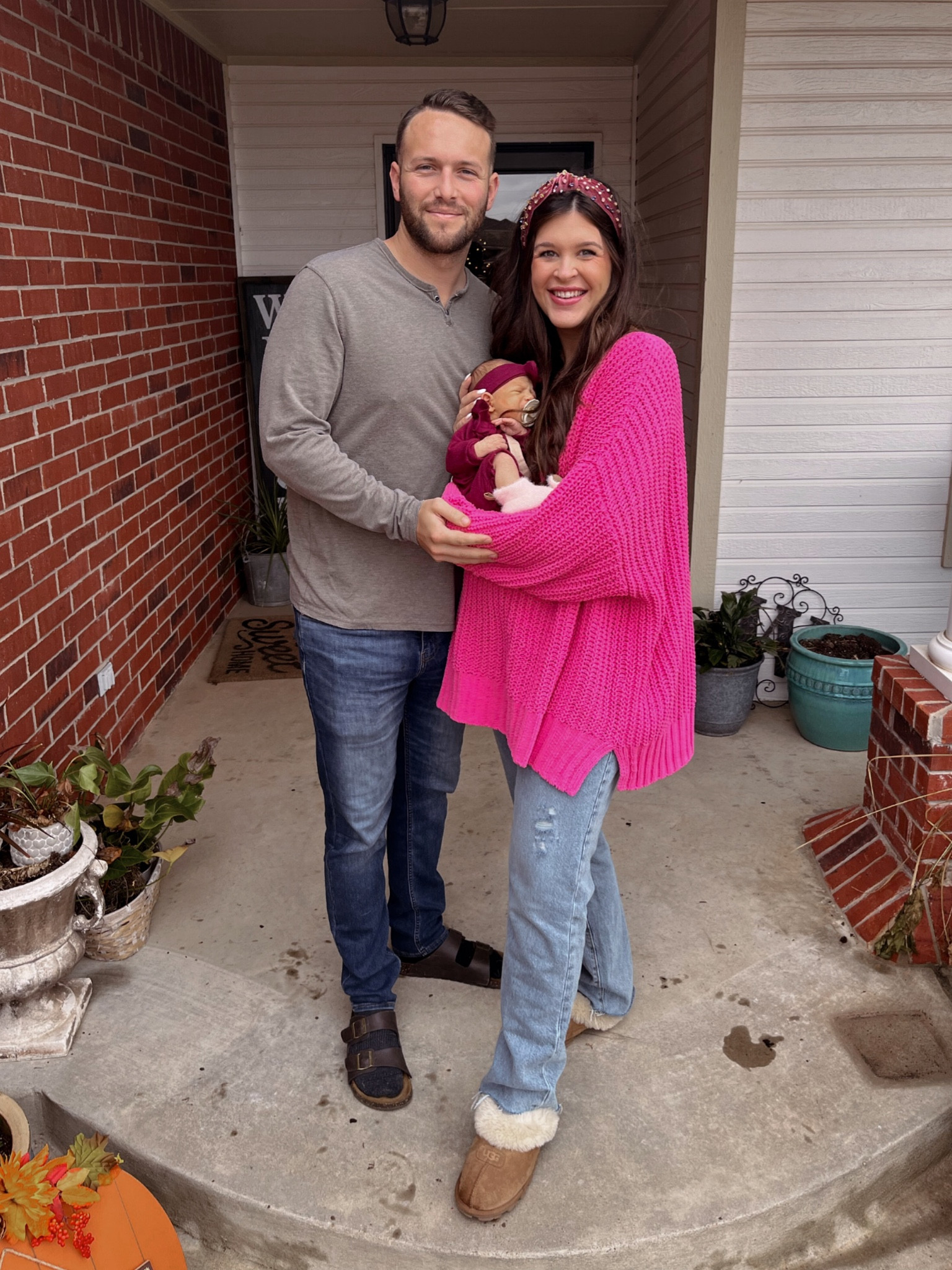 Happy Thanksgiving!! I’m living in this slouchy sweater from AE. I sized up to an XL for an extra comfy fit and even got another one in a different color! It’s on sale right now too😍

#LTKsalealert #LTKunder100 #LTKfit