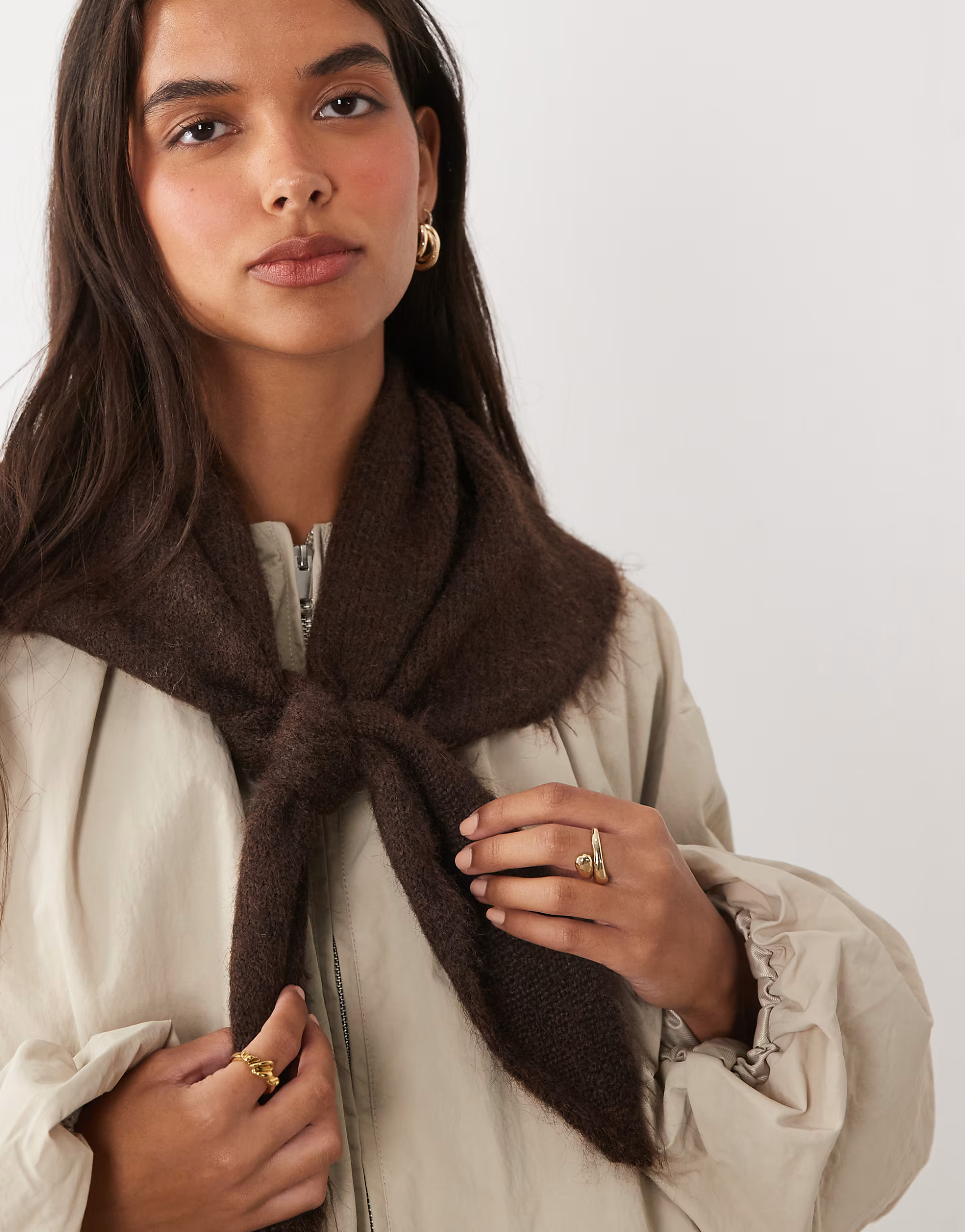 ASOS DESIGN gro\u00dfes Dreieckstuch in Schokobraun | ASOS (Global)