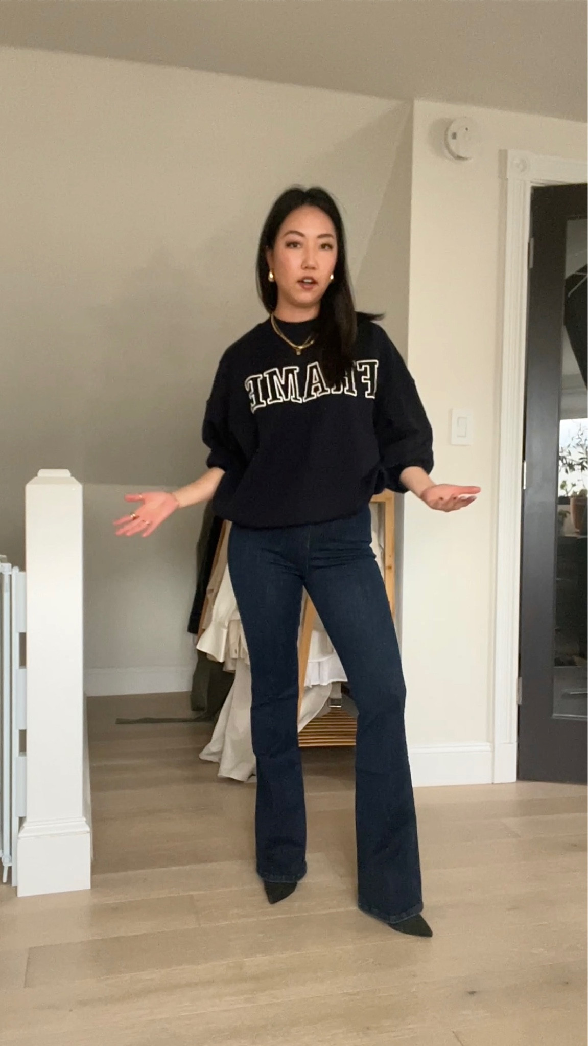 Wearing Frames bestselling jet set jeans that are honestly jeggings. I’m wearing a size 1 and they fit like a glove  