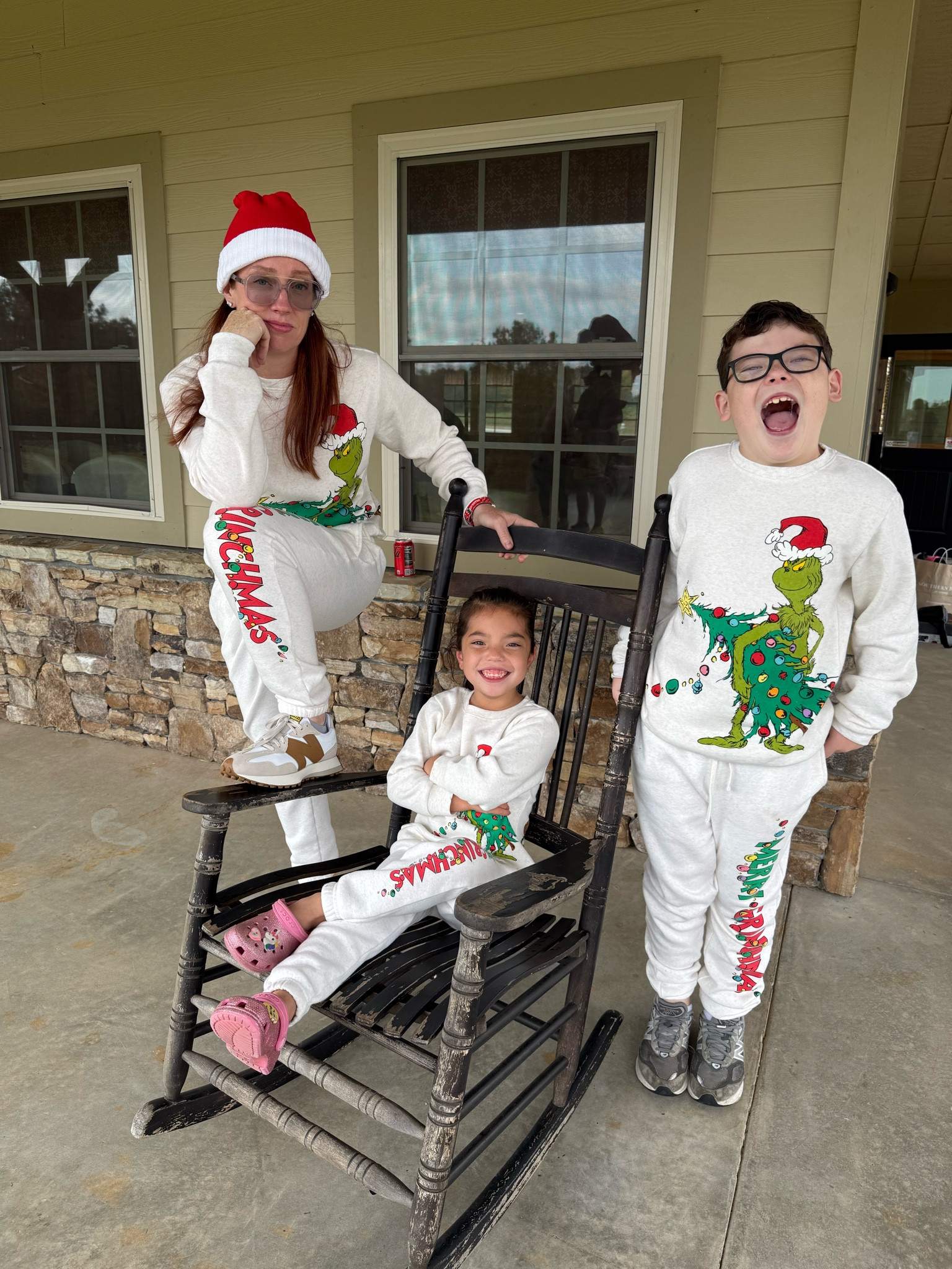 We are Christmas ready! 🎅🏼#christmas #grinch