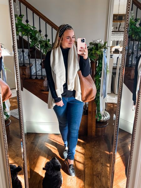 Basic Fall Workwear | Business Casual

I haven’t jumped on the baggy leg jeans just yet. Maybe soon! These high rise skinny have been too good to me for years.



#LTKsalealert #LTKworkwear #LTKfit