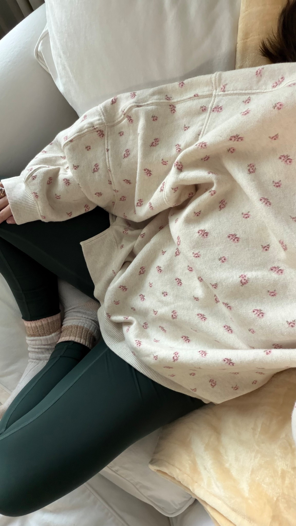 Cozy winter outfit @aerie @fabletics 

#LTKGiftGuide #LTKootd #LTKHoliday