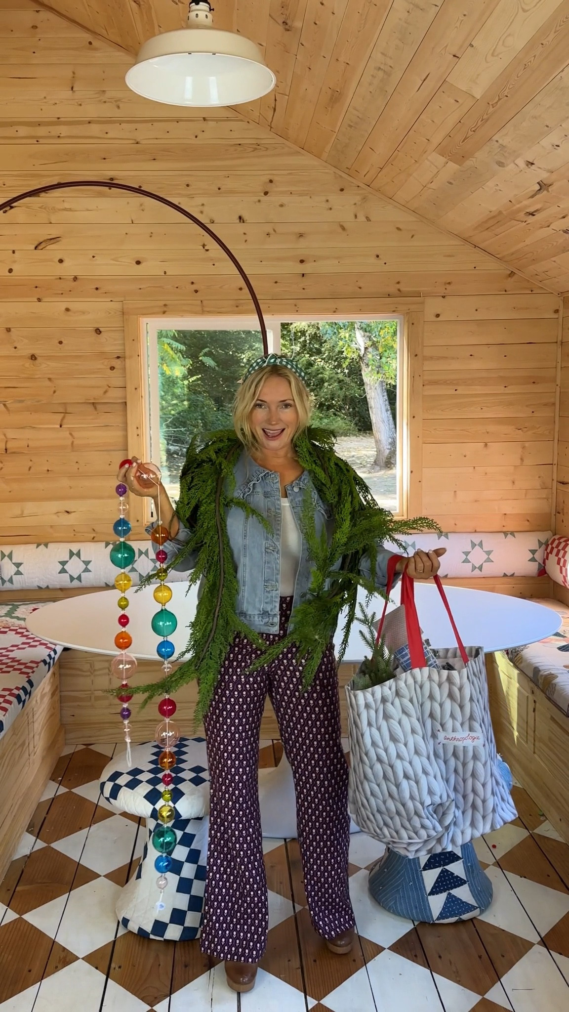 
The holidays are right around the corner, so I checked out @anthropologie’s holiday shop and found the CUTEST pieces to deck out our newly finished art barn (and the kids LOVE it). Comment SHOP to have any of the links DMed directly to you (run, don’t walk - those felt hobby ornaments are selling out quickly!) #anthropartner 

#LTKHoliday #LTKHome #LTKFamily