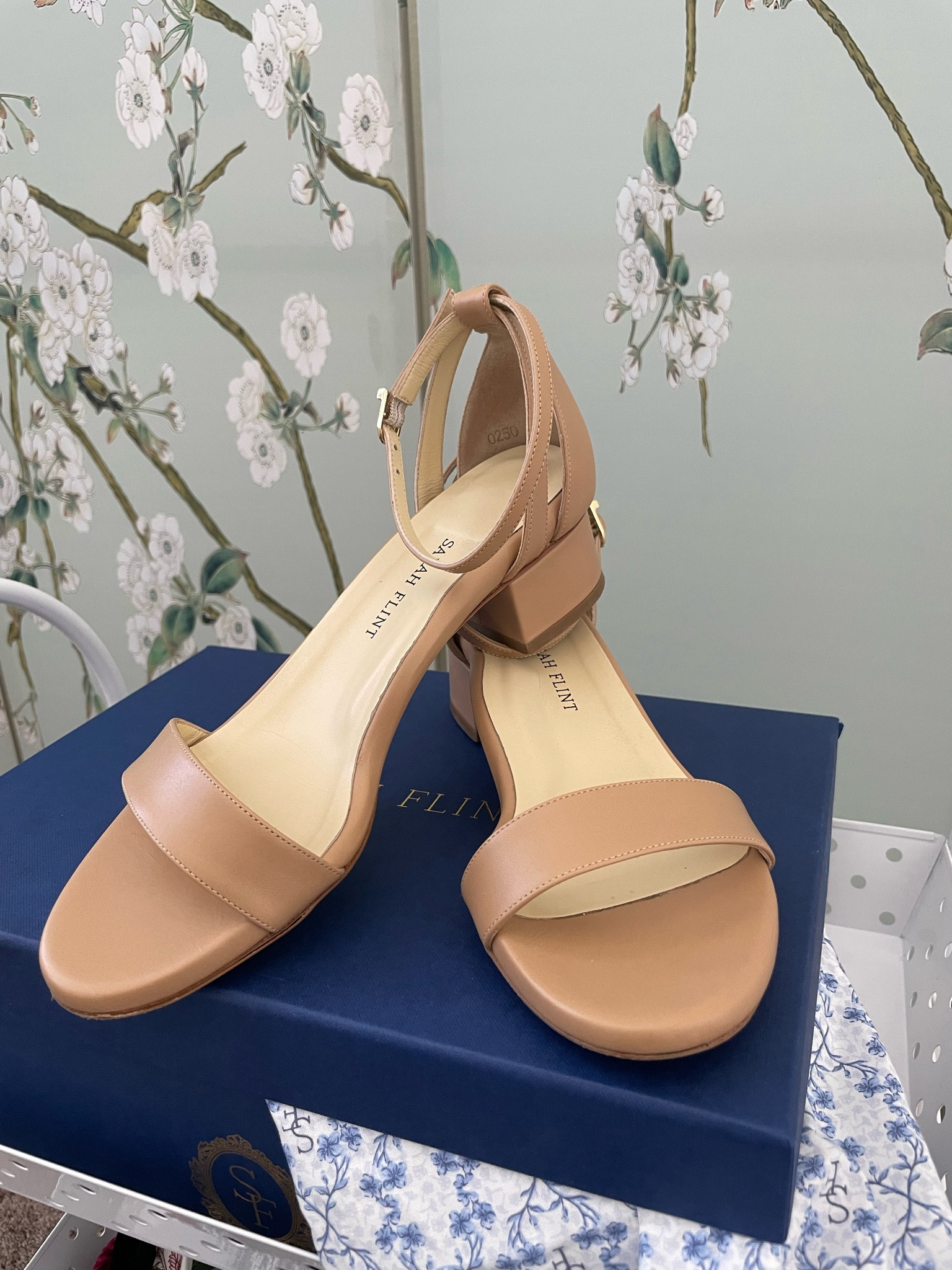 Additional 25% off sale items at Sarah Flint for Labor Day weekend. Use code SUNSET25  

#LTKshoecrush #LTKsalealert