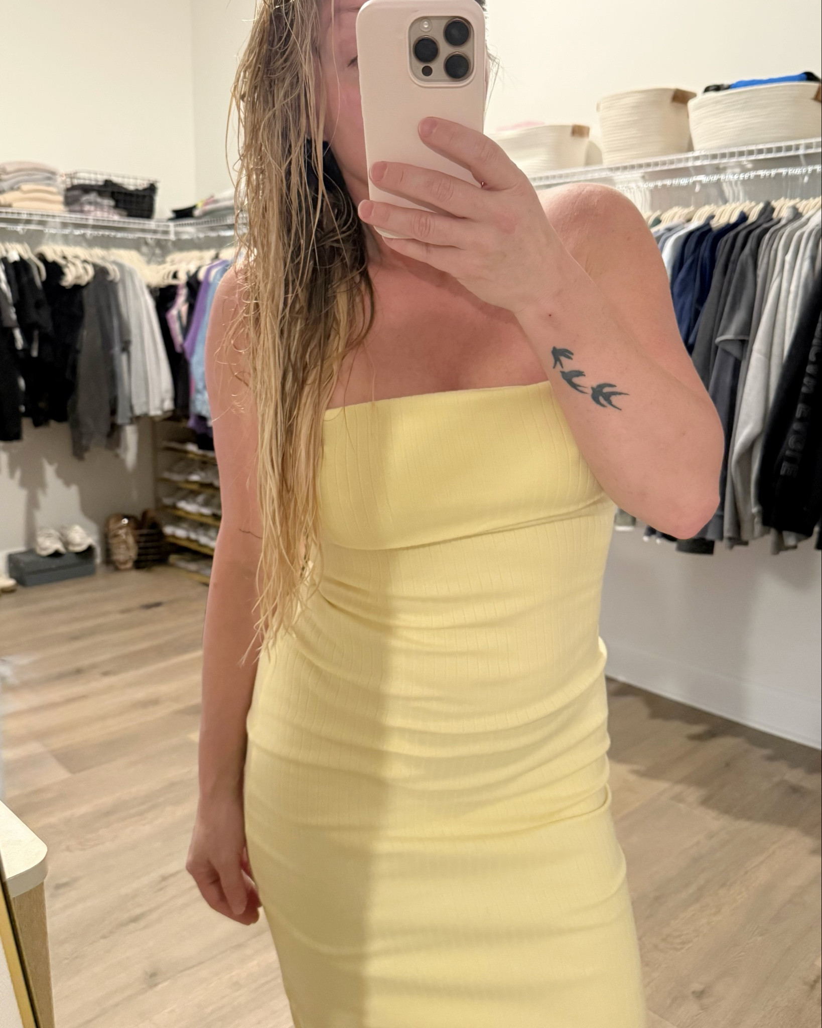 The prettiest butter yellow dress! Would be so cute for Easter 🐣💛

And it’s $25% off!! 

Strapless dress, spring dress, Easter dress, maxi dress, spring style, summer dress 


#target 

#LTKStyleTip #LTKSeasonal