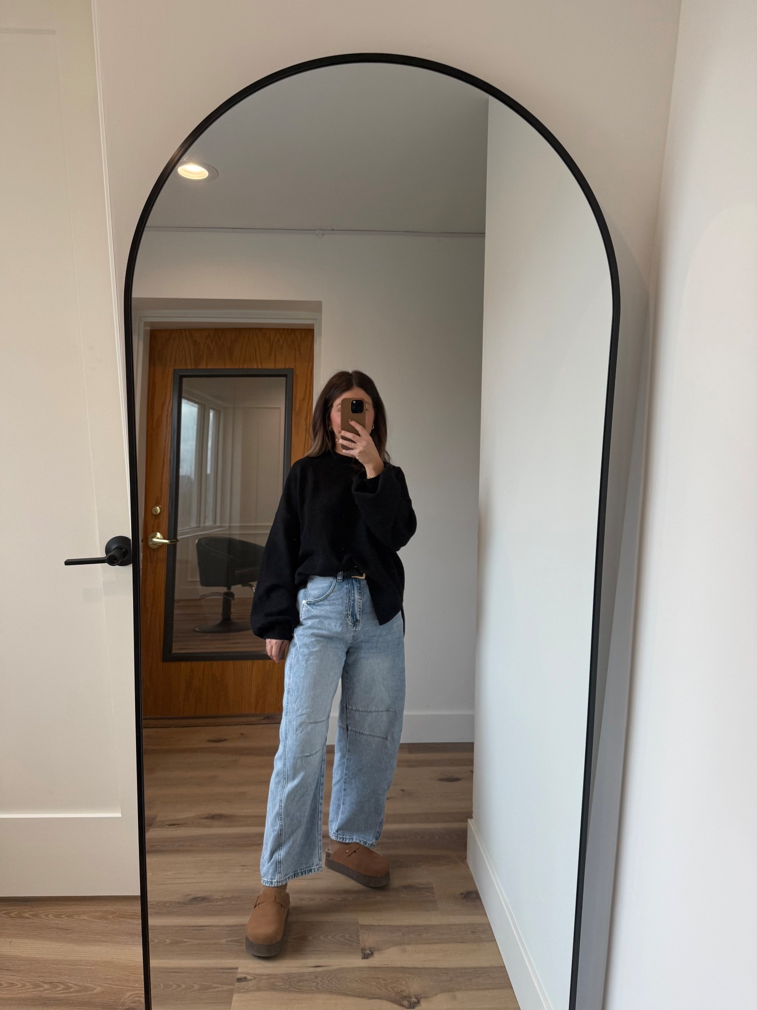 OOTD
Sweater is from TikTok shop so linked similar 🖤


#LTKootd #LTKFindsUnder50 #LTKPetite