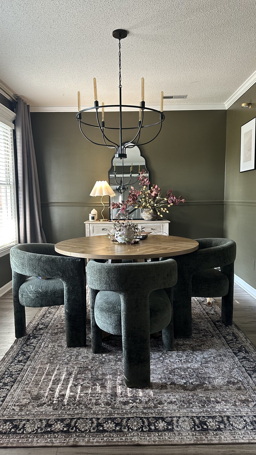 GOODBYE, SAD BEIGE. 👋🏼 HELLO, BOLD COLOR.

This dining room makeover is proof that your home doesn’t have to be neutral to be timeless. 🤎

We traded safe + subdued for rich color, personality, and a whole lot more WOW. Because your home should feel like YOU!

Consider this your sign to stop playing it safe. ✨

Would you choose bold & colorful or soft & neutral? 👇🏼

#DiningRoomMakeover #BeforeAndAfter #BoldInteriors #ColorfulHome #InteriorDesign #HomeDecor #InteriorInspo #HomeMakeover #GoodbyeBeige