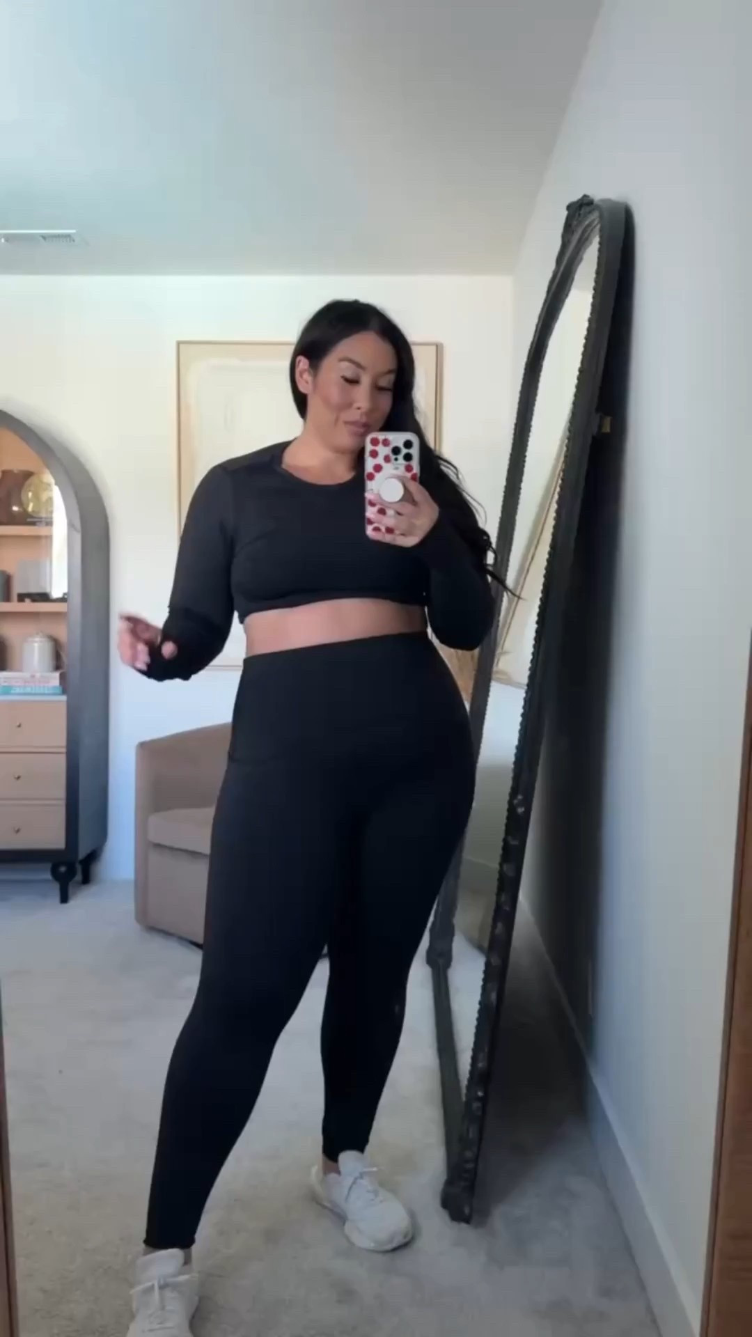 Midsize Spanx activewear! I am wearing a size XL! Use Code: BONNIEXSPANX 
-
-
-
Midsize activewear, fall activewear, matching set, workout set, pilates outfit, trendy fashion, midsize fashion 

#LTKMidsize #LTKSeasonal #LTKActive