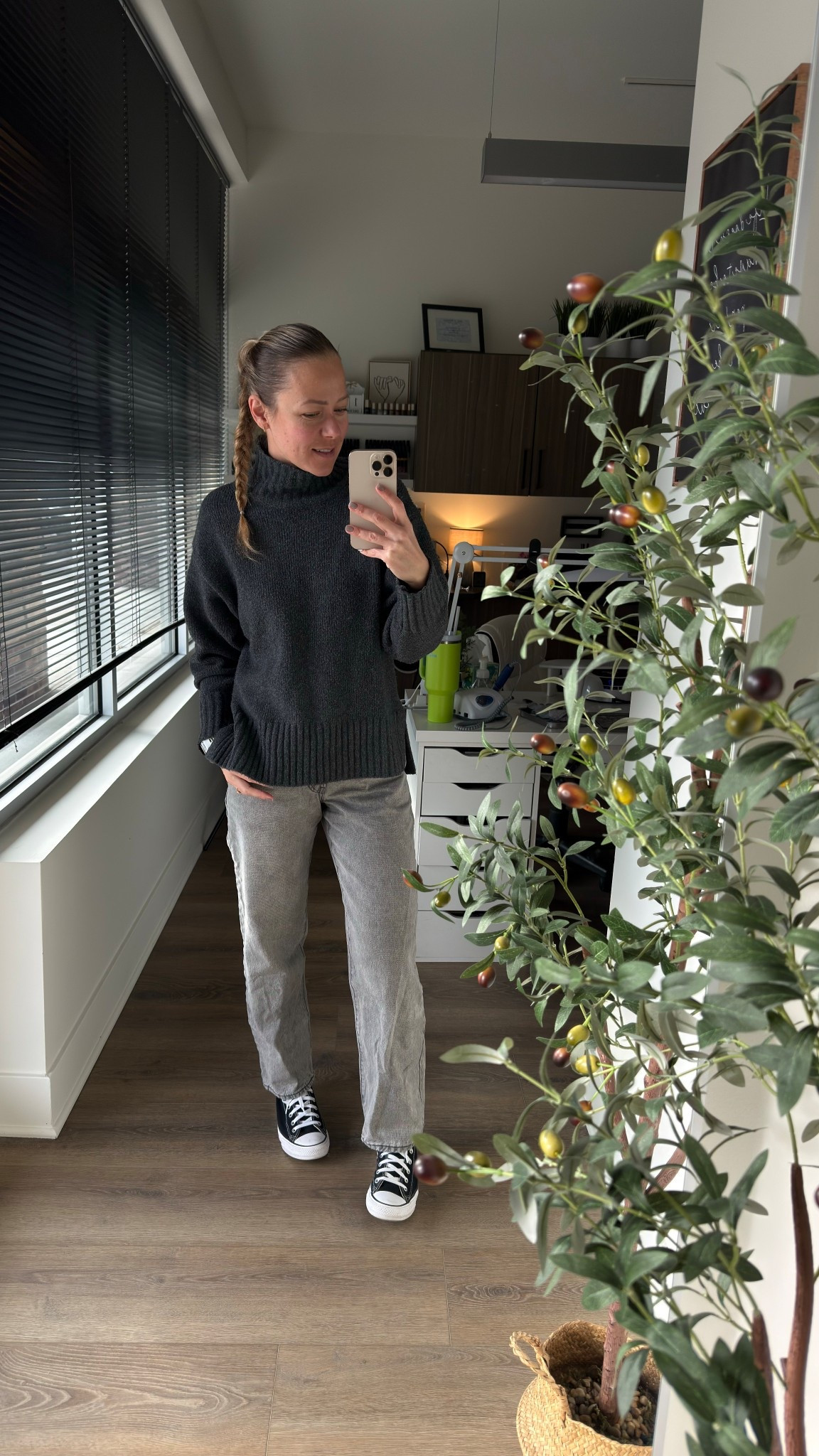 Simple, comfy, and easy to repeat.
One of those everyday outfits I always come back to, cozy knit, relaxed pants, and classic sneakers. Perfect for workdays, errands, and casual walks 🤍

#LTKstorytime #LTKSeasonal #LTKmomlife