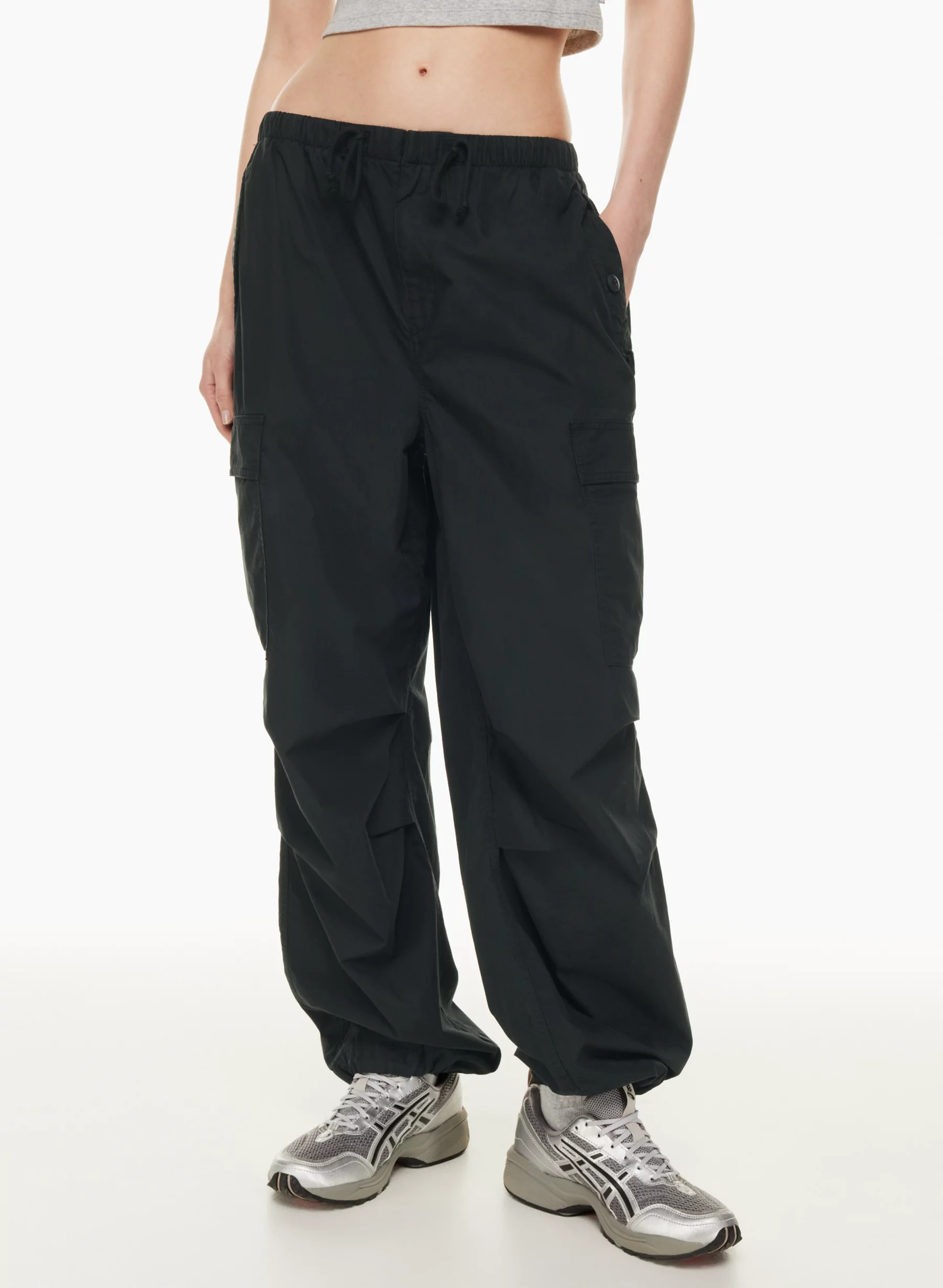 SQUAD POCKET PARACHUTE PANT | Aritzia