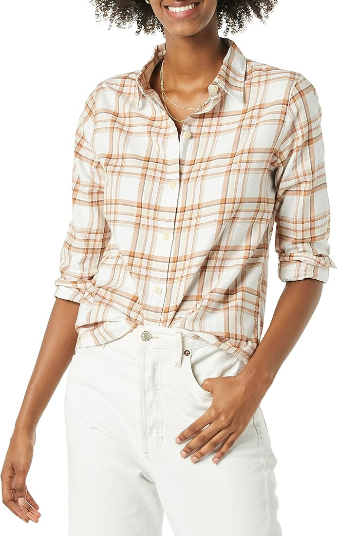 Amazon Essentials Women's Classic-Fit Long-Sleeve Lightweight Plaid Flannel Shirt | Amazon (US)