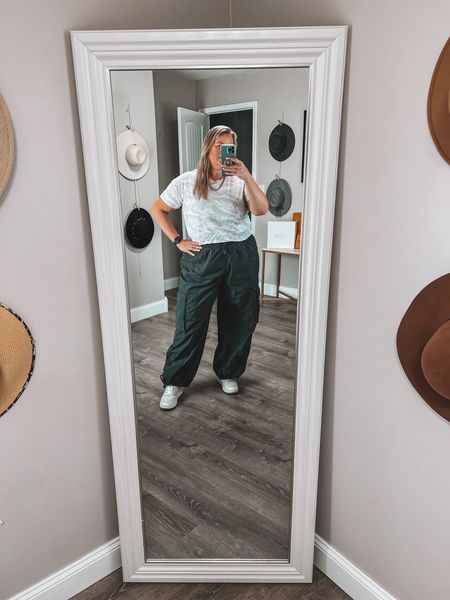 Wide leg cargo pants that can also be cinched at the ankle to be a parachute pant. Such a great pair of pants to build a cute spring outfit. I styled casually with a cropped tee and sneakers 

Size 18 
Size 20 
Plus size casual outfit 
Spring outfit 
Spring casual outfit 
Cargo pants 
Cargo 
Parachute pants 

#LTKSeasonal #LTKplussize #LTKover40
