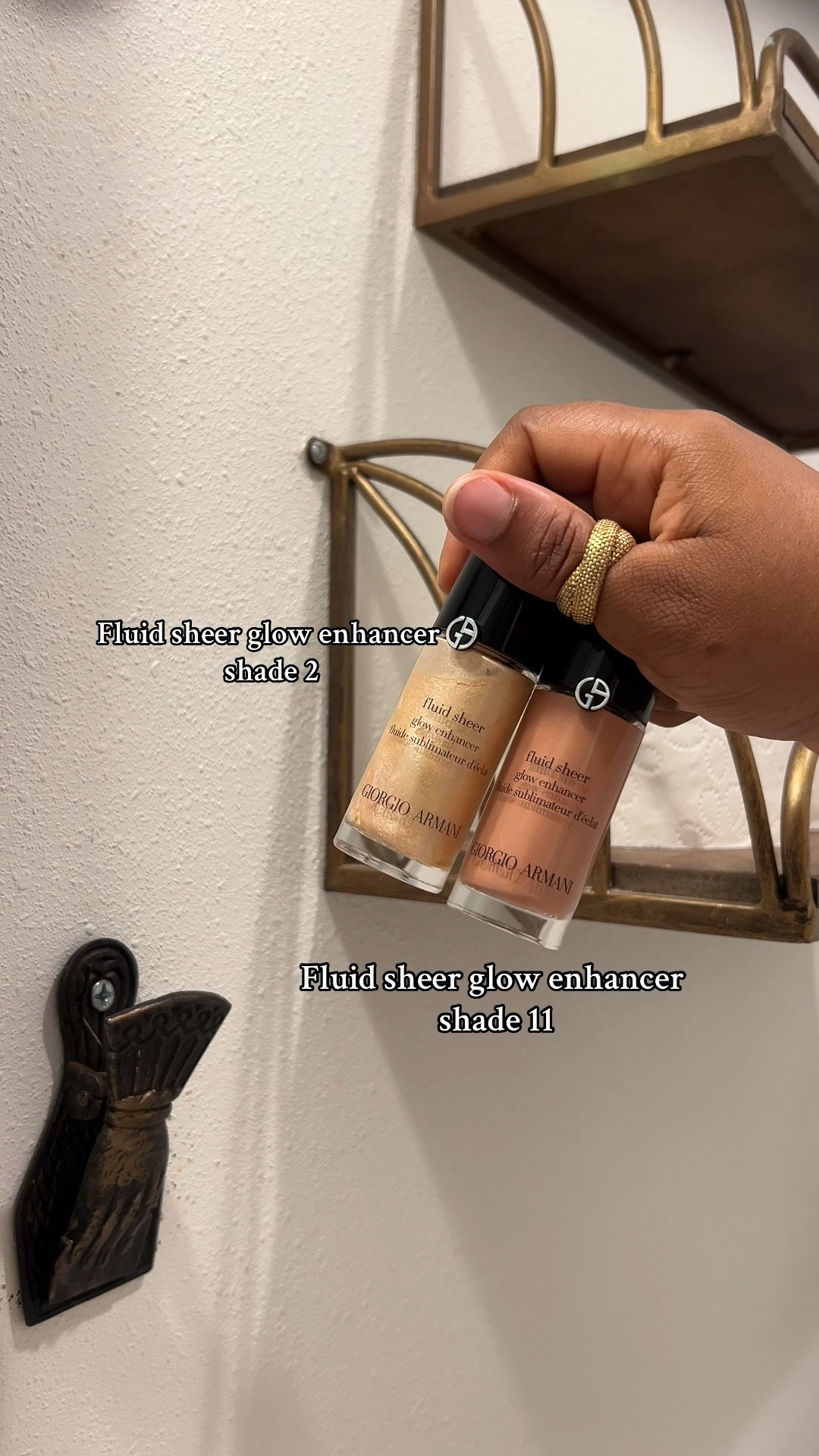 A little tutorial to achieve a glowy summer look with @armanibeauty [ad-pr]

Featuring products from the #luminoussilk line, including shades 2 and 11 of the glow enhancer, and the new luminous silk concealer in shade 7.5 (I picked this lighter shade to brighten my under eye area not just conceal). 

Lipstick: Lip Power shade 507

#makeuptutorial #glowysummerlook #makeupforbeginners #glowingmakeup #easymakeuptutorial #luxurymakeup