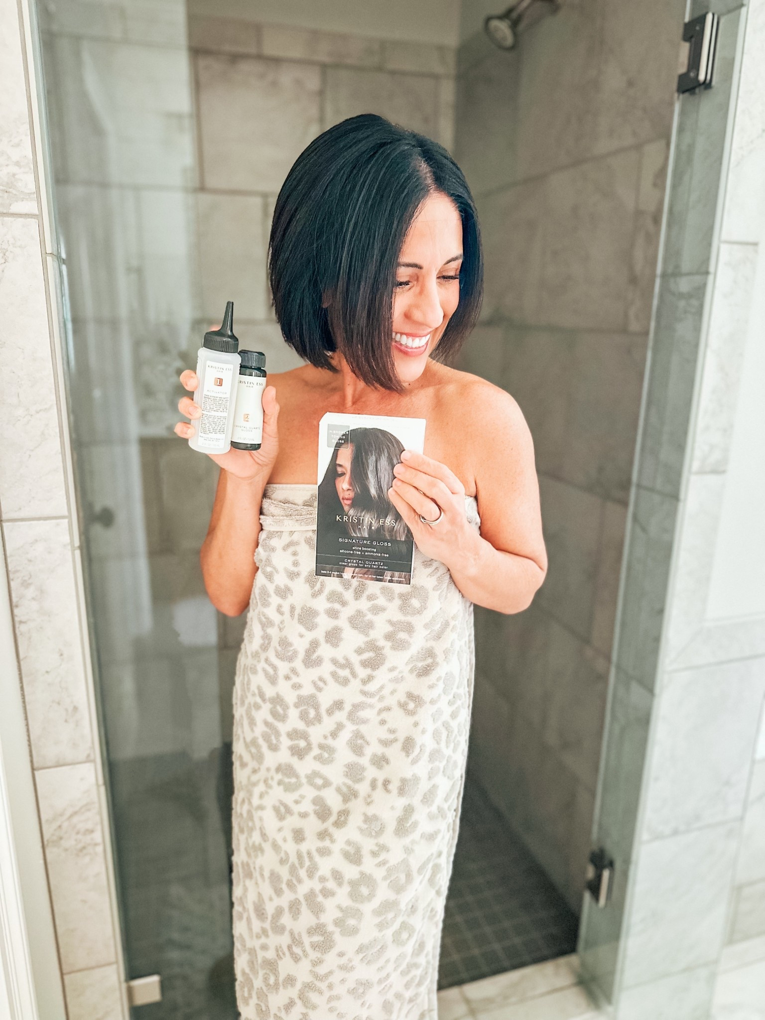 This was gifted, but I'd repurchase in a heartbeat 🥰
The Kristin Ess Signature Gloss is an at-home, in-shower treatment designed to boost hair vibrancy and shine with a smooth, radiant finish that lasts weeks. Think salon-level gloss…minus the appointment.

#KristinEssHair #HairGloss
#ShinyHairRoutine #AtHomeHair
#Over40Beauty

#LTKOver40 #LTKmorningroutine #LTKgrwm