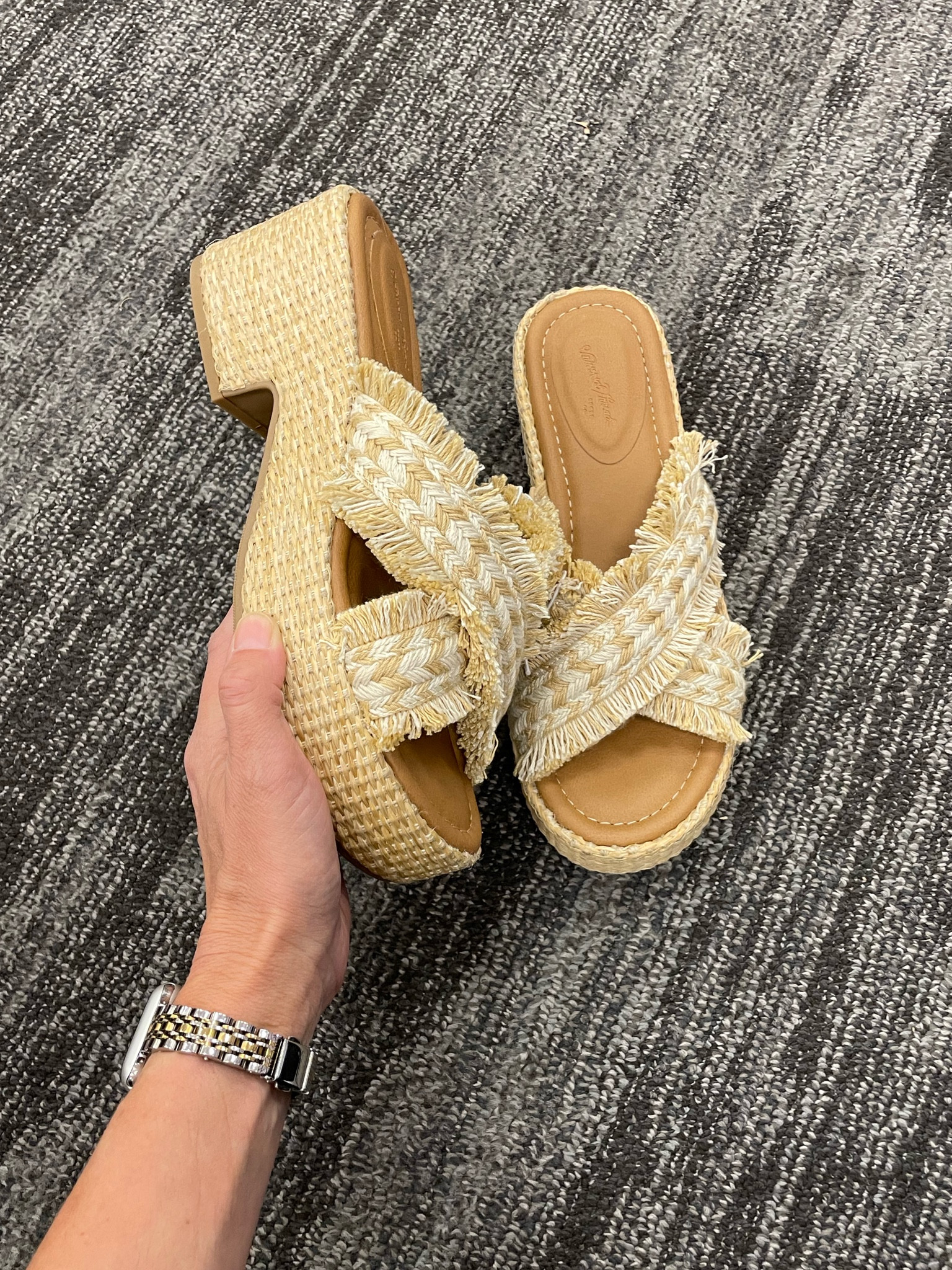 30% off select shoes  

#LTKsalealert #LTKxTarget #LTKshoecrush