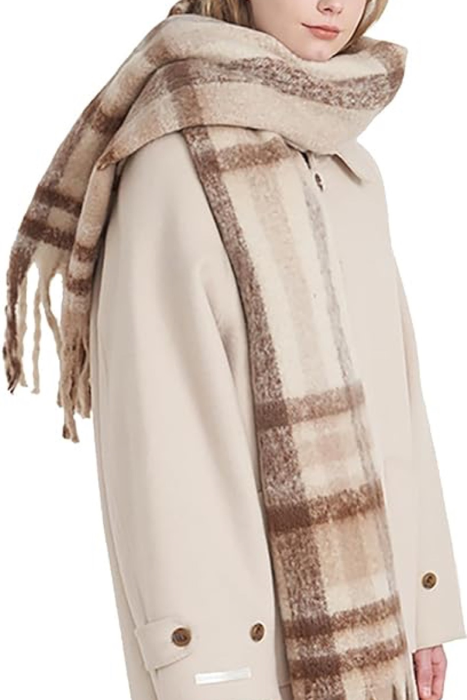 brown/beige scarf 

#LTKSeasonal #LTKfindsunder50 #LTKstyletip