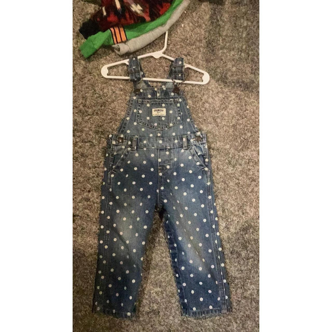 18M Osh kosh polka dot overall  #0101

Snaps between... | Depop | Depop US