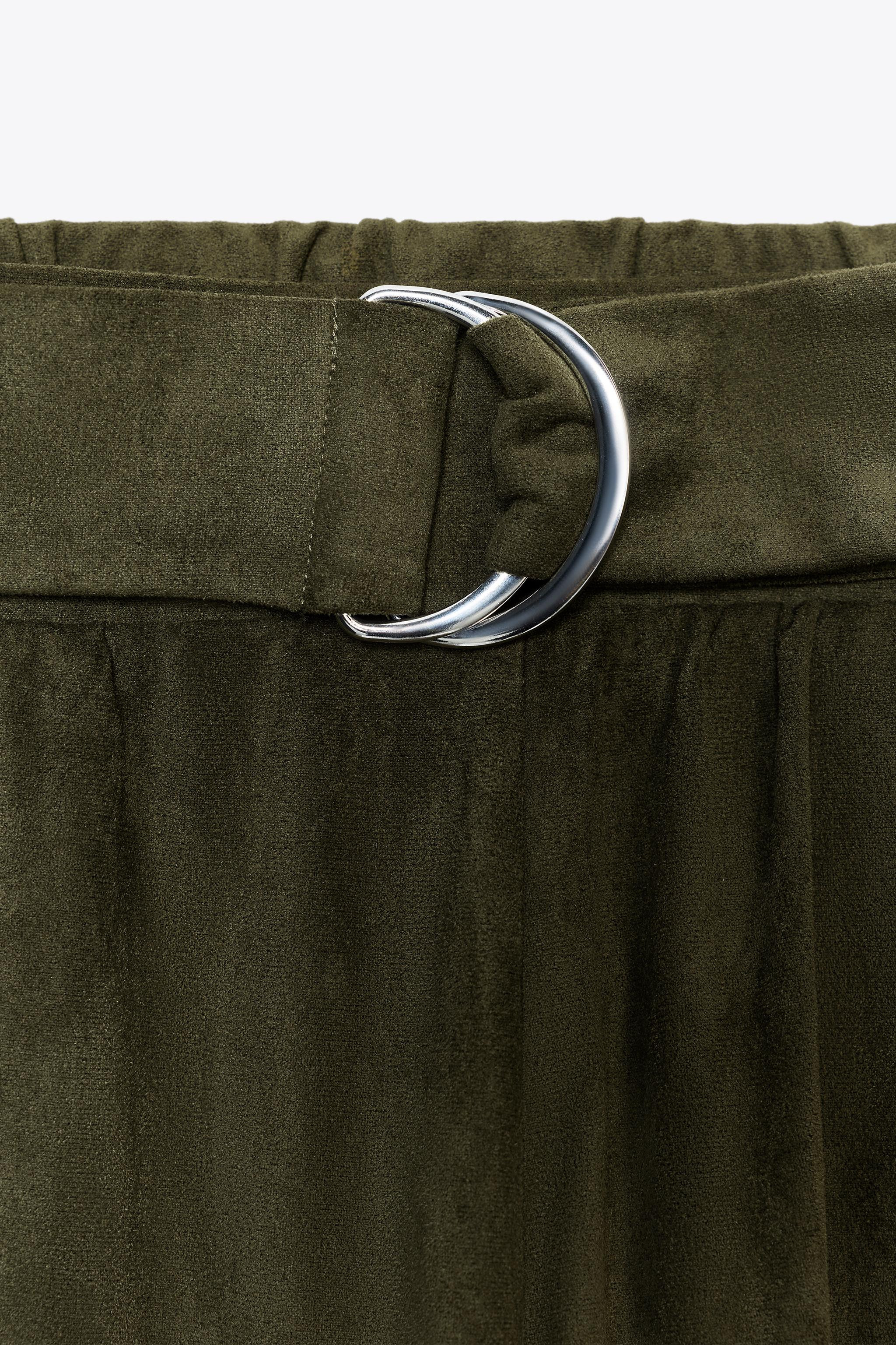 BALLONHOSE IN WILDLEDEROPTIK | Zara DE