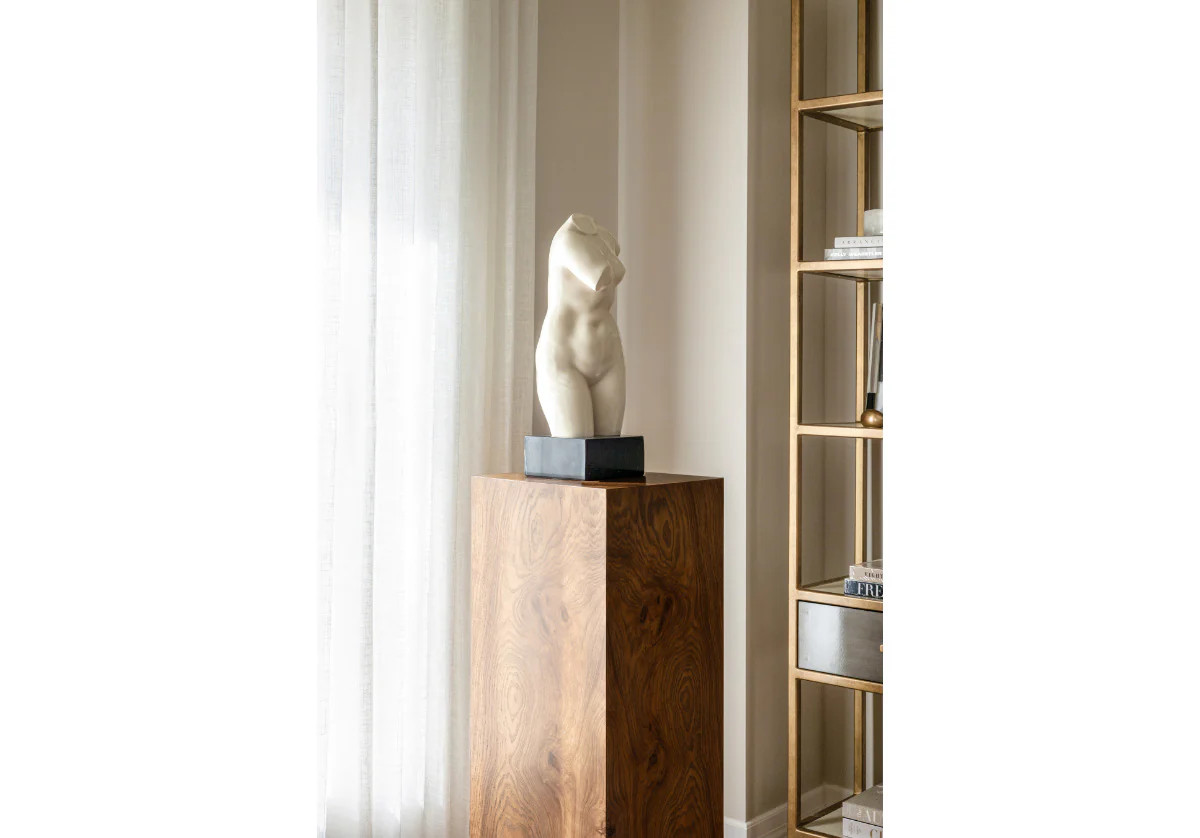 BRUNO BURL PEDESTAL | Alice Lane Home Collection