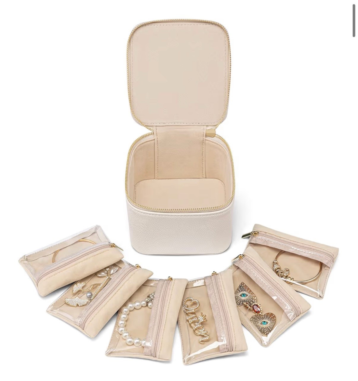 Travel jewelry case to keep your necklaces, bracelets, earrings and other jewelry organized 

#LTKFindsUnder100 #LTKSaleAlert #LTKTravel