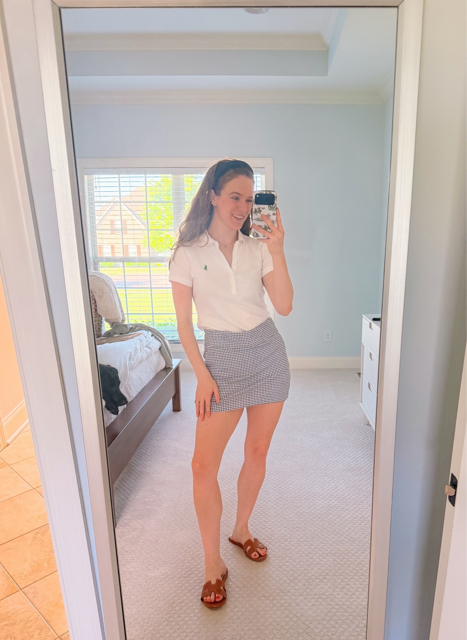 Summer navy + white loading!!! 🤍🫐 loving this simple outfit formula for a WFH day!!

#LTKootd