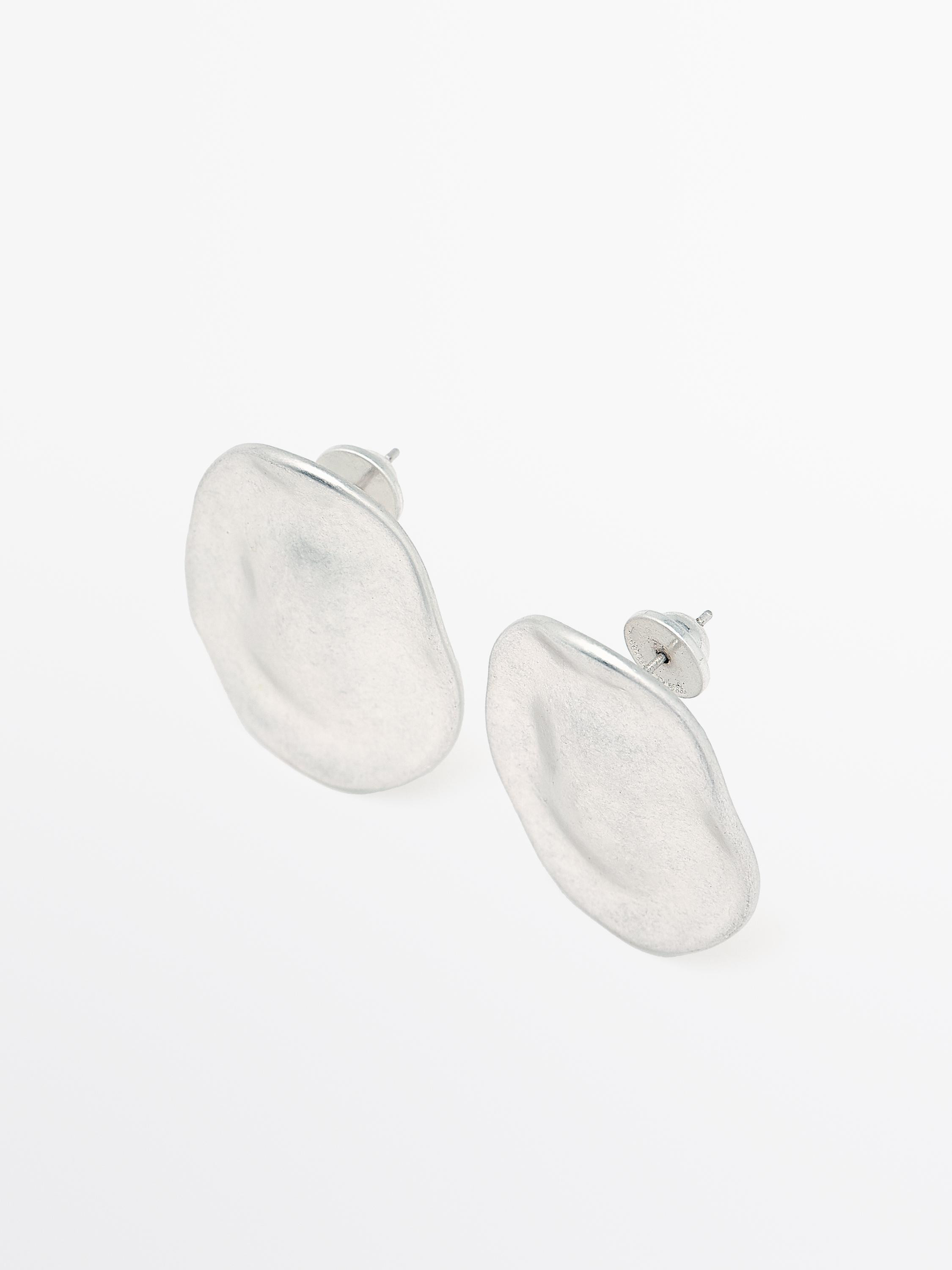 Almond earrings | Massimo Dutti US