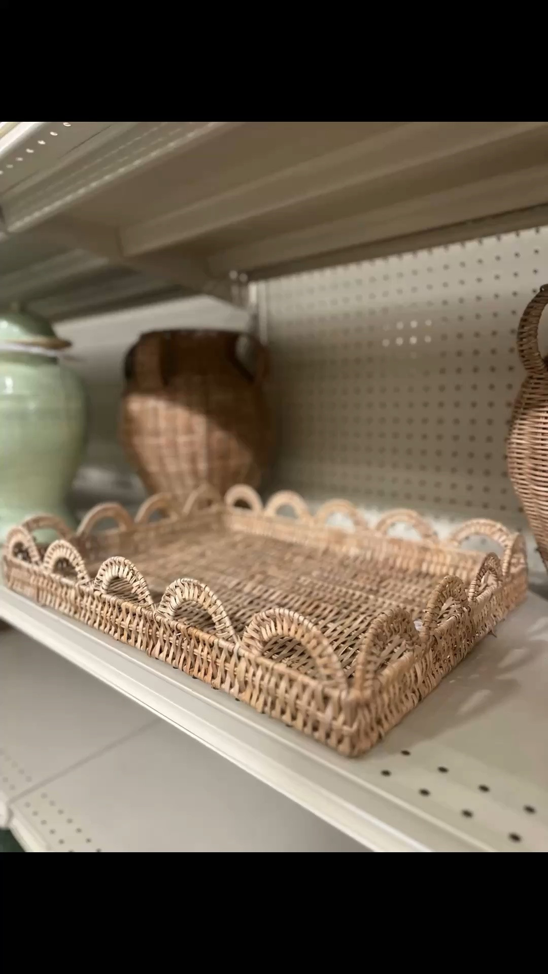 I found so many great woven trays at the At Home store today.

I especially love the one with the scalloped edge. 

These would be great for a kitchen island, ottoman, bathroom vanity, bar area, etc. 

woven tray • home decor • Nancy Myers aesthetic •

#LTKHome #LTKdayinmylife
