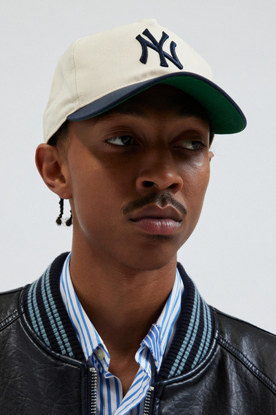 '47 Brand NY Yankees Hitch Relaxed Fit Baseball Hat | Urban Outfitters (US and RoW)