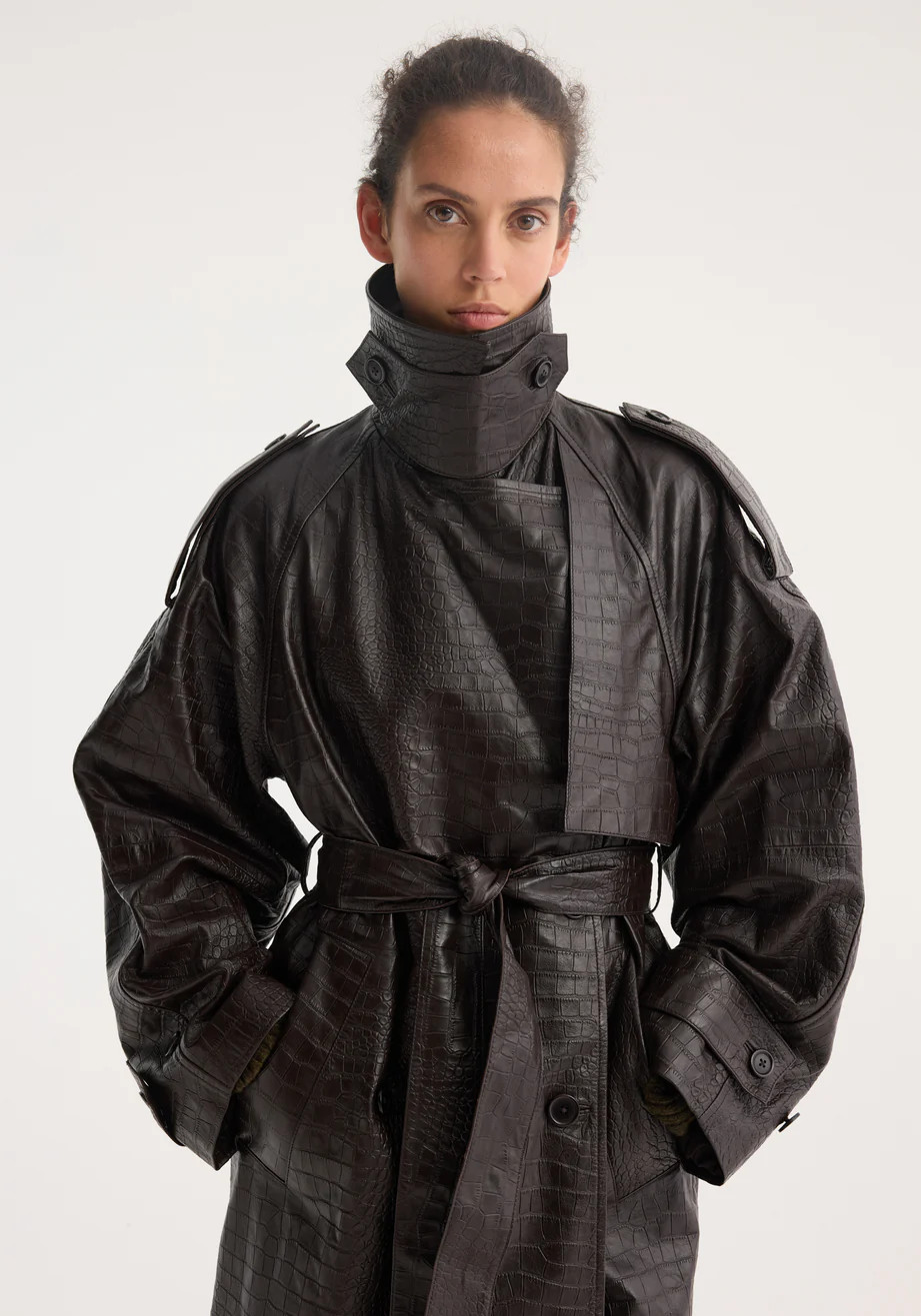 leather croco trenchcoat | mahogany | Rohe