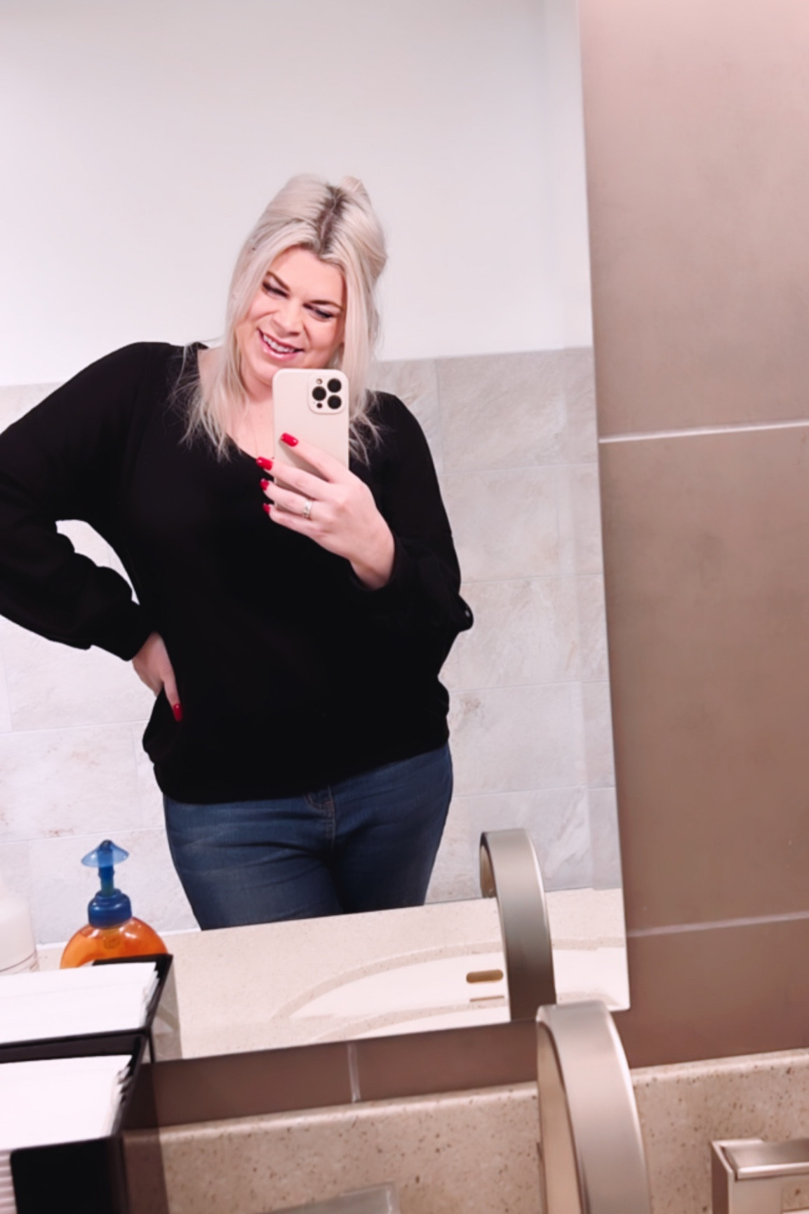 #ootd 2.1🖤 

#LTKunder50 #LTKcurves #LTKfit