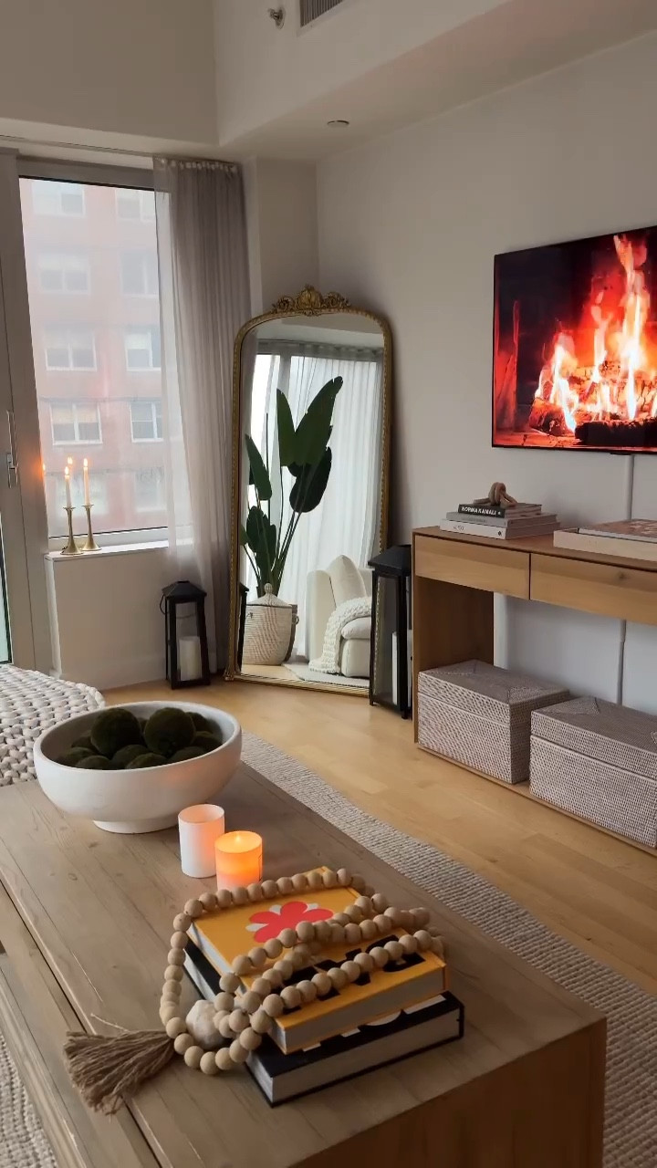 rainy fall morning in New York ☕️🍁🍂🕯️

#LTKSeasonal #LTKhome