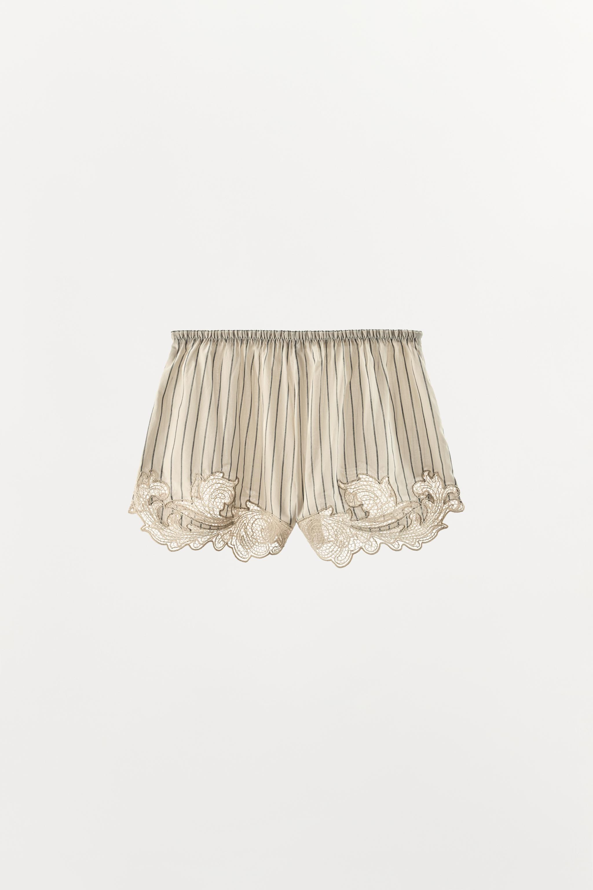 EMBROIDERED LACE STRIPED SHORTS | Zara UK