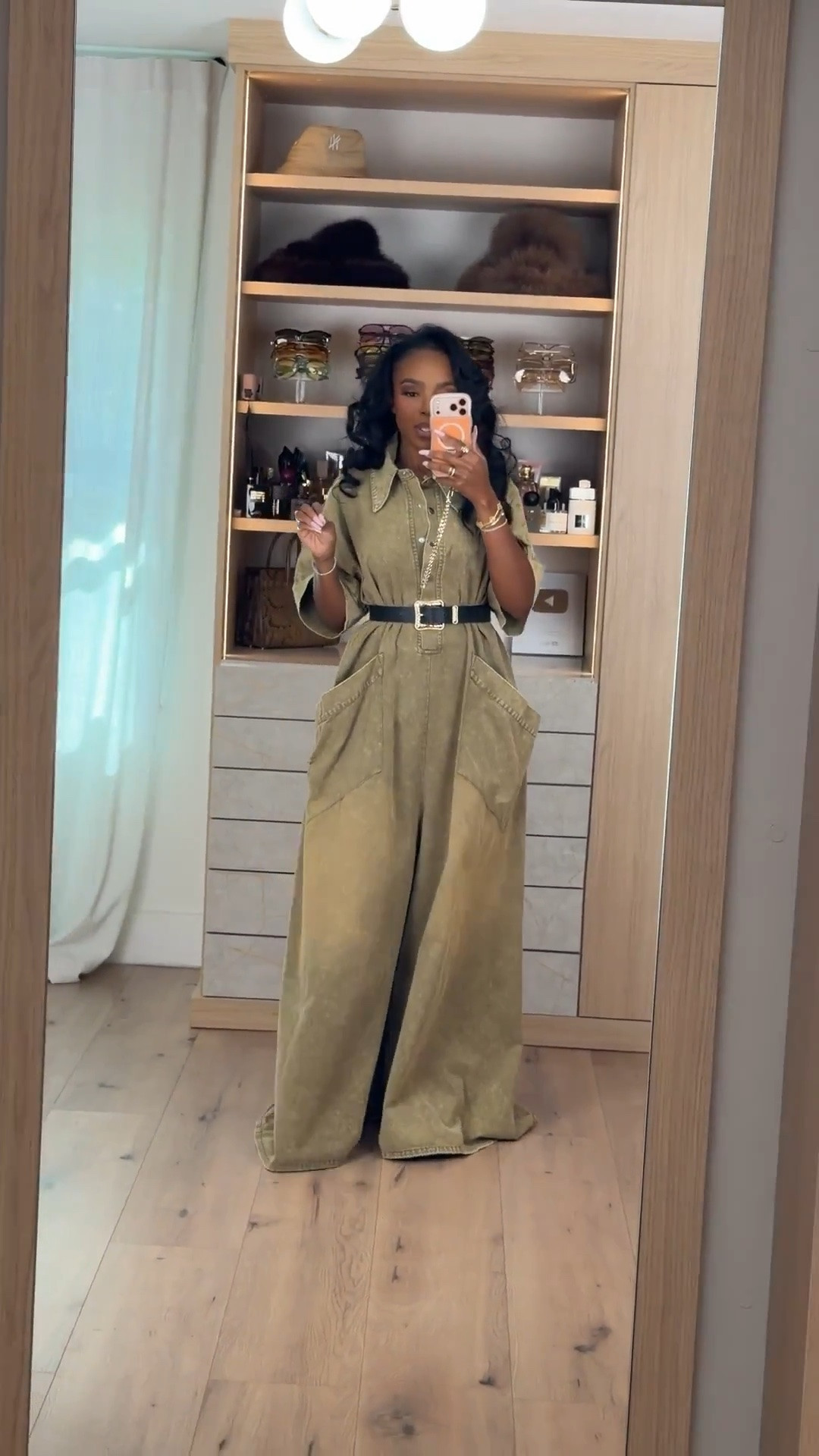 Scroll to shop! ✨ Easy fall outfit for women. Everything from this look is linked below. 👇🏽    

Wearing: Size Small | 5’4” | 140 lbs | Denim 2 Long

📲   Download the FREE LTK app & follow me (@kirasfashionfinds) to shop all my daily finds.  #LTKootd #LTKPetite #LTKU