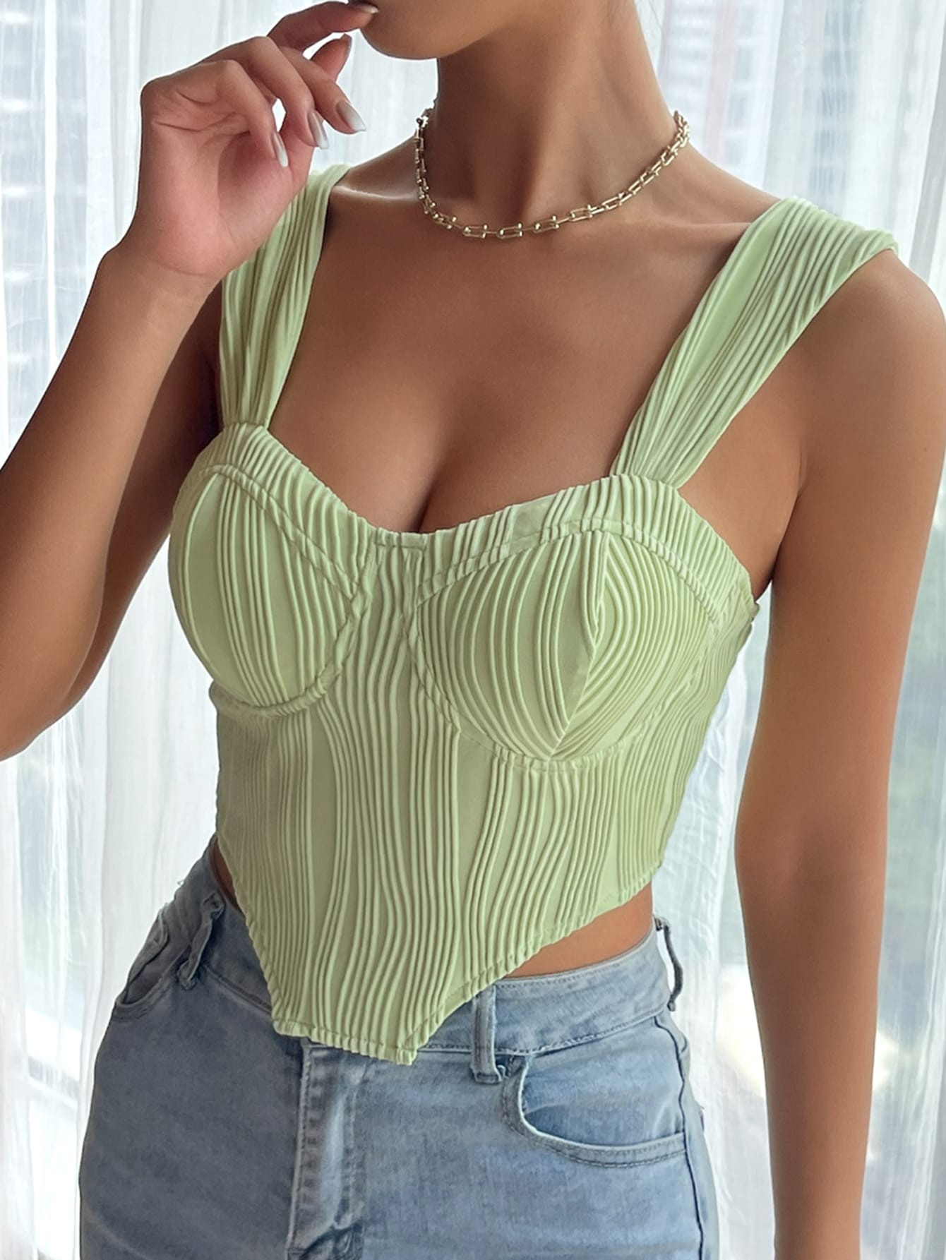 SHEIN Privé Asymmetrical Hem Bustier Cami Top | SHEIN