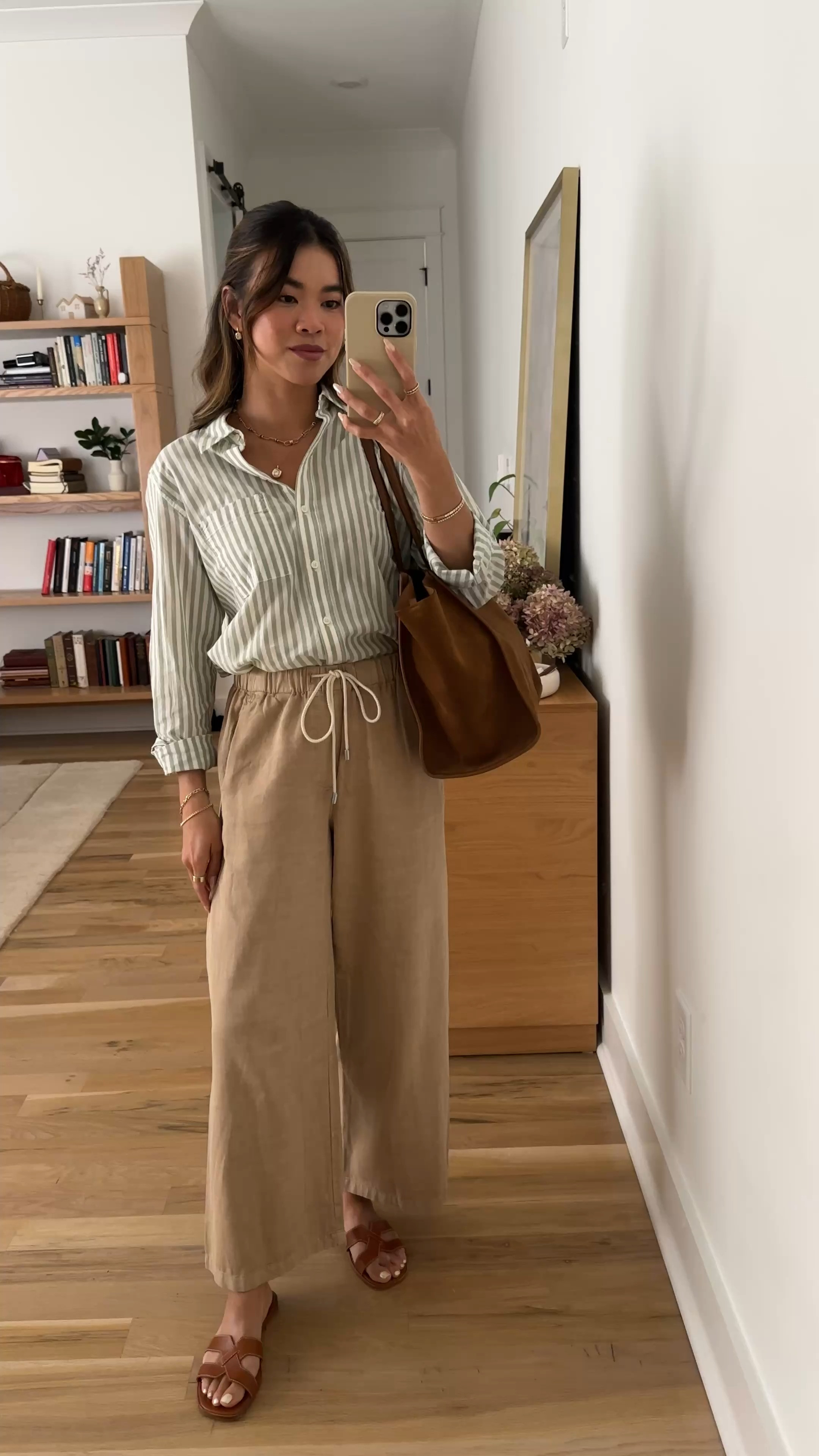 Such a cute button up from @Target! I love the green stripe - perfect color for summer. 

Sizing info:
Target Long Sleeve Relaxed Fit Collared Button-Down Shirt - Size Small in Green Striped
Target High Rise Regular Fit Ankle Pull On Pants - Size XS in Tan 

Petite style, petite fashion, mom outfit, mom style, petite pants, petite outfit ideas, petite outfits, best pants for petite, petite button down, spring style, spring outfits, beach outfits, vacation outfits, target pants, target button down, work outfit, summer blouse,  

 

#LTKSeasonal #LTKootd #LTKPetite