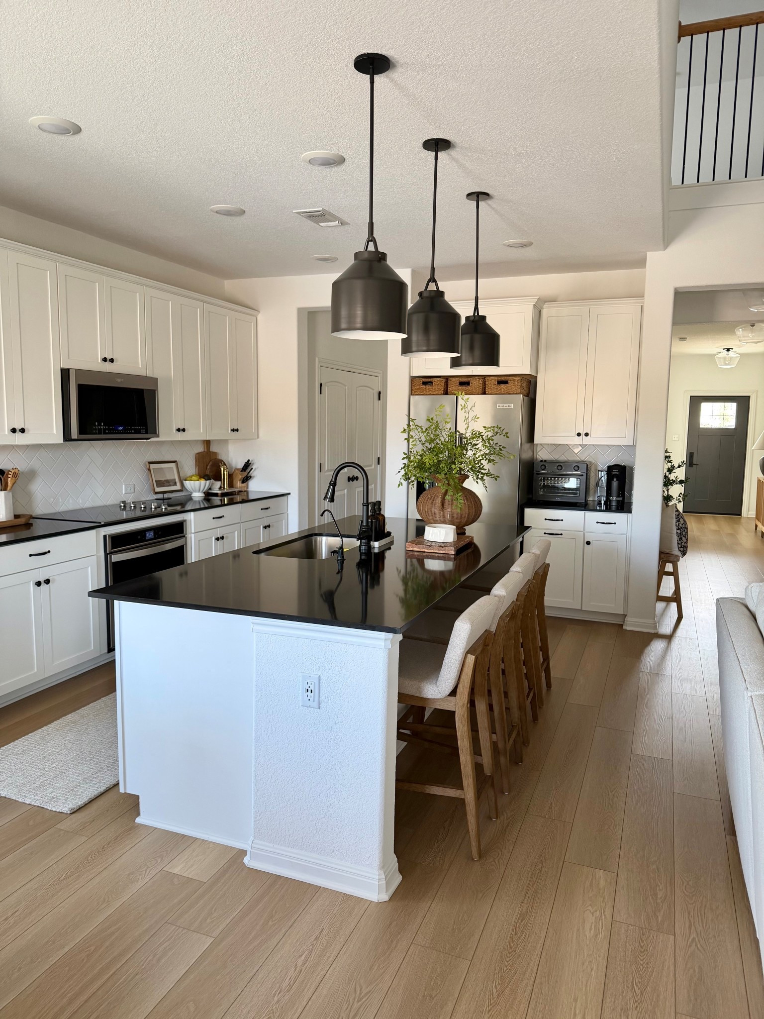 I was craving a change in our kitchen + I’m loving these new bar stools 😍

Bar stools, kitchen island, kitchen styling, clean kitchen, kitchen chair and dining, nathan james, kitchen refresh, open concept home, affordable bar stools, kitchen design, kitchen accessories

#LTKfoodie #LTKdayinmylife #LTKHome
