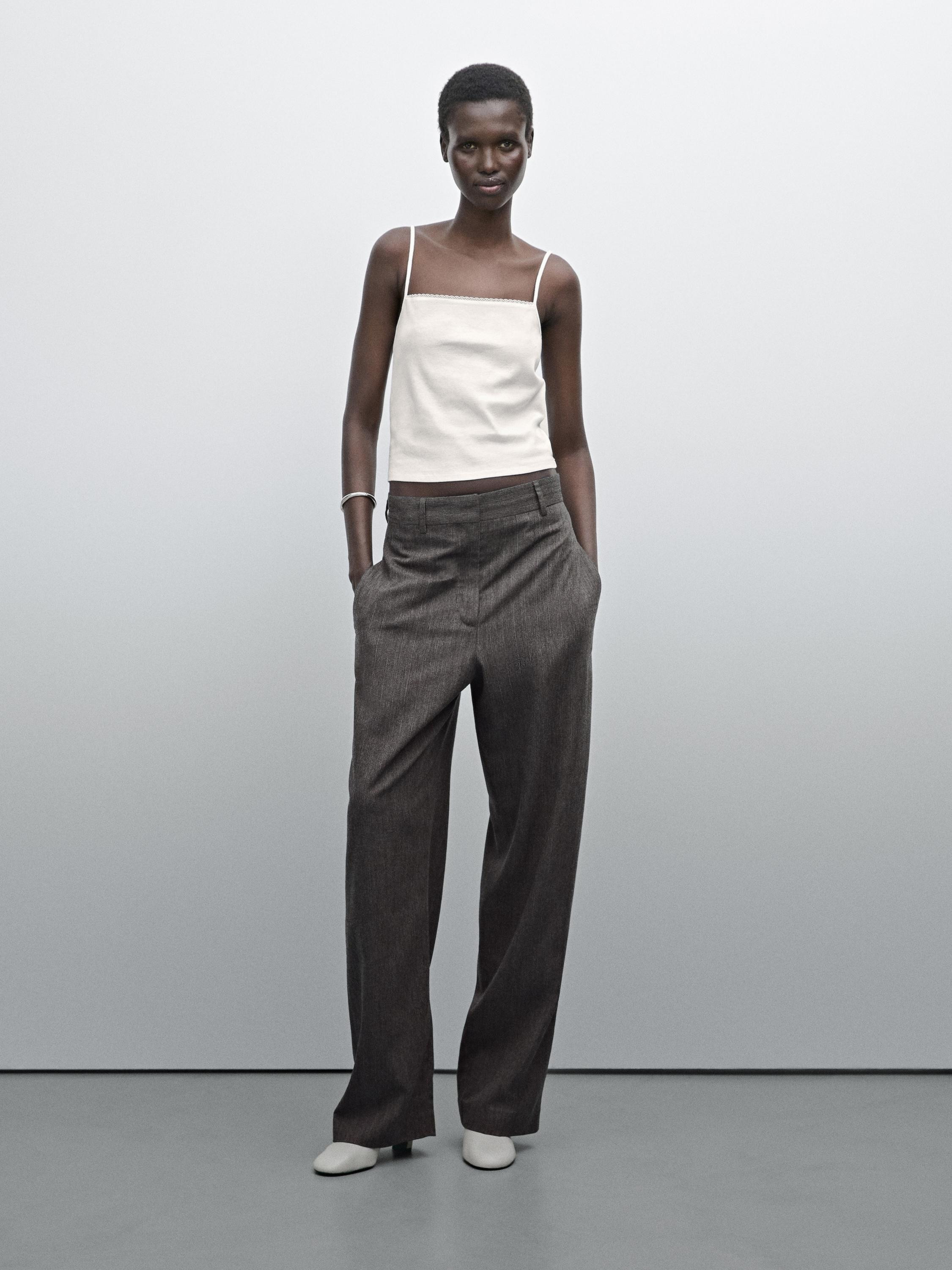 Straight-Fit-Hose mit Streifen 89,95 €  Ausverkauft - Ähnliches ansehen Gerade geschnitten. Bu... | Massimo Dutti DE
