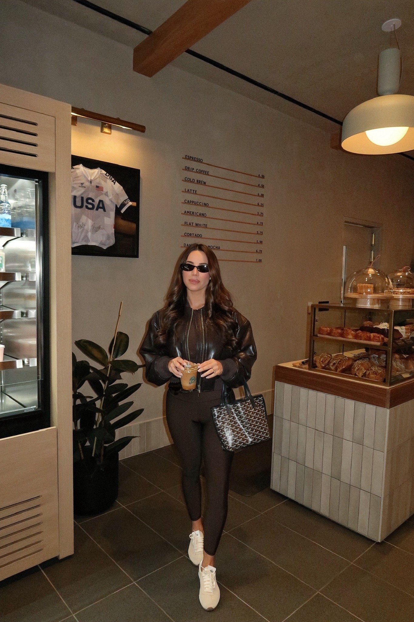 easy comfy look! I love the brown from ALO