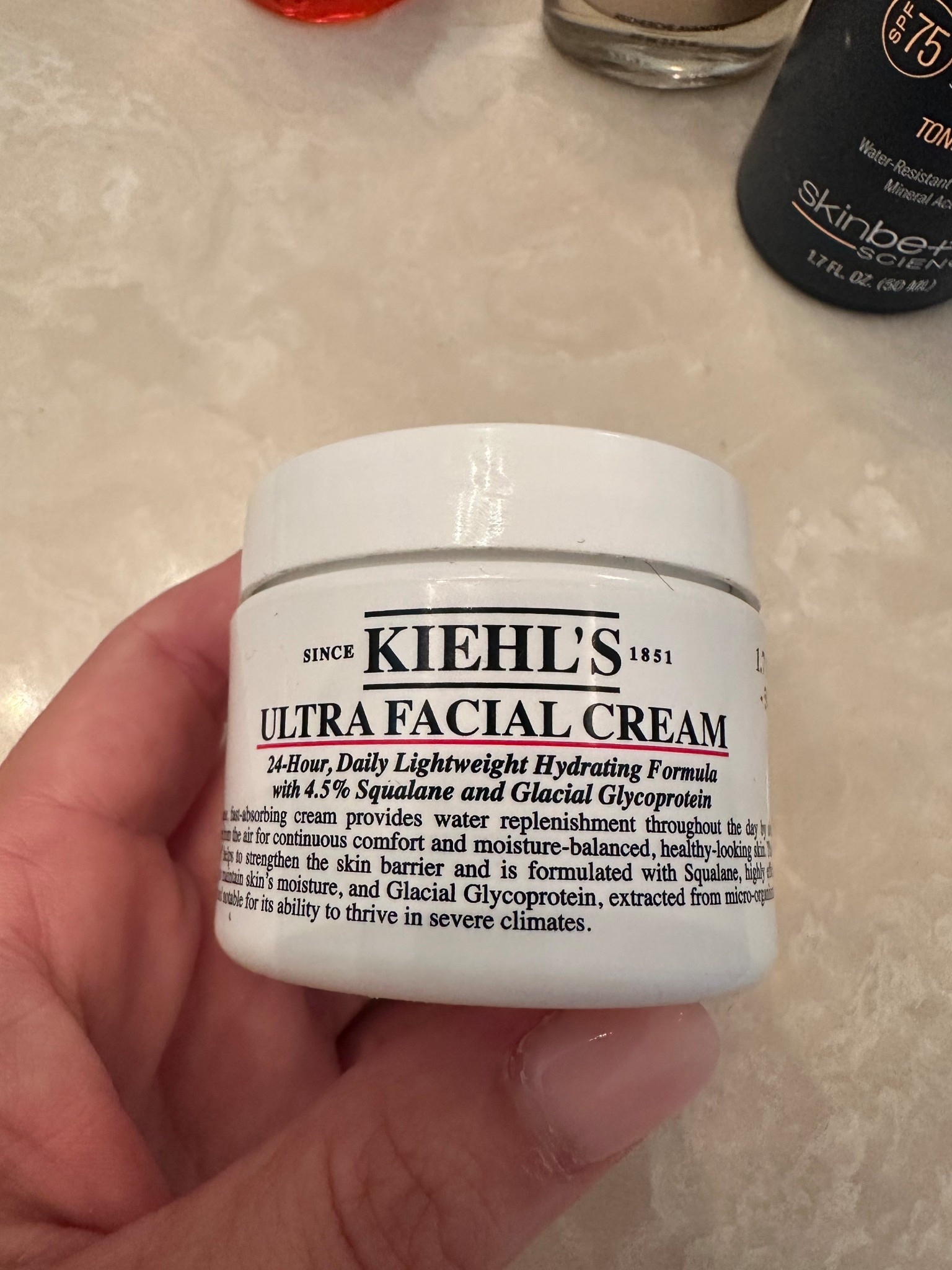 Kiehl’s Ultra facial Cream is 50% off today only!!!! So worth it!! Very hydrating and has squalane

#LTKSpringSale #LTKSaleAlert #LTKBeauty
