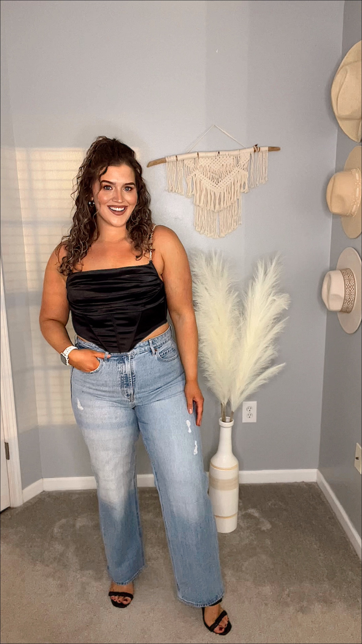 Size 12 Old Navy denim jean try on 👖
Fits snug in hips, size up 1! 
#midsizeoutfits #jeans #denim #curvydenim #distressedjeans #straightjeans #widelegdenim #heels #blackheels #corsettop #casualoutfit 

#LTKunder50 #LTKcurves #LTKFind