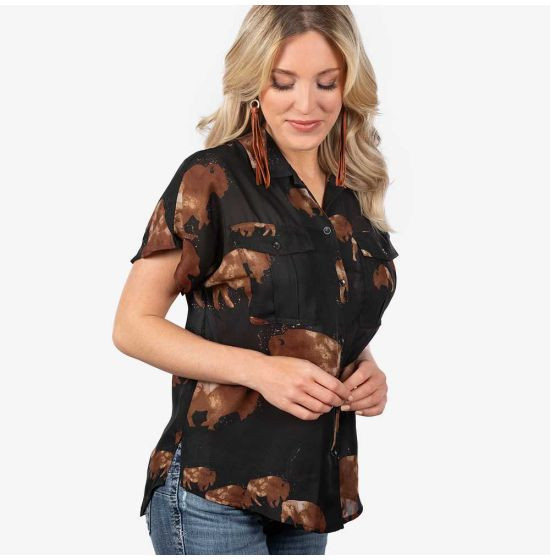Ariat Badland Buffalo Print Top | Rod's Western Palace/ Country Grace