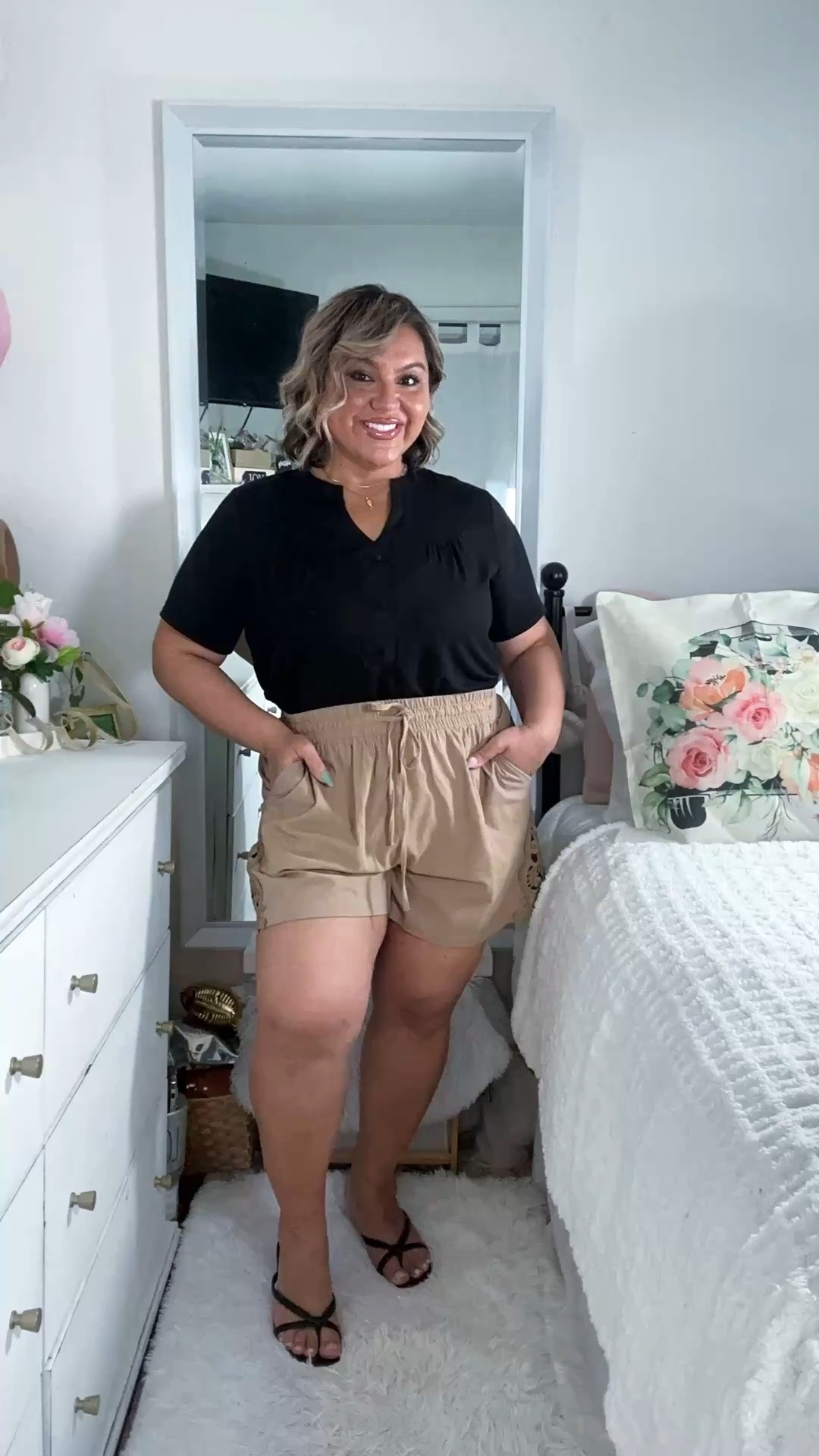 Cute, CHIC, curvy friendly & affordable summer outfit.