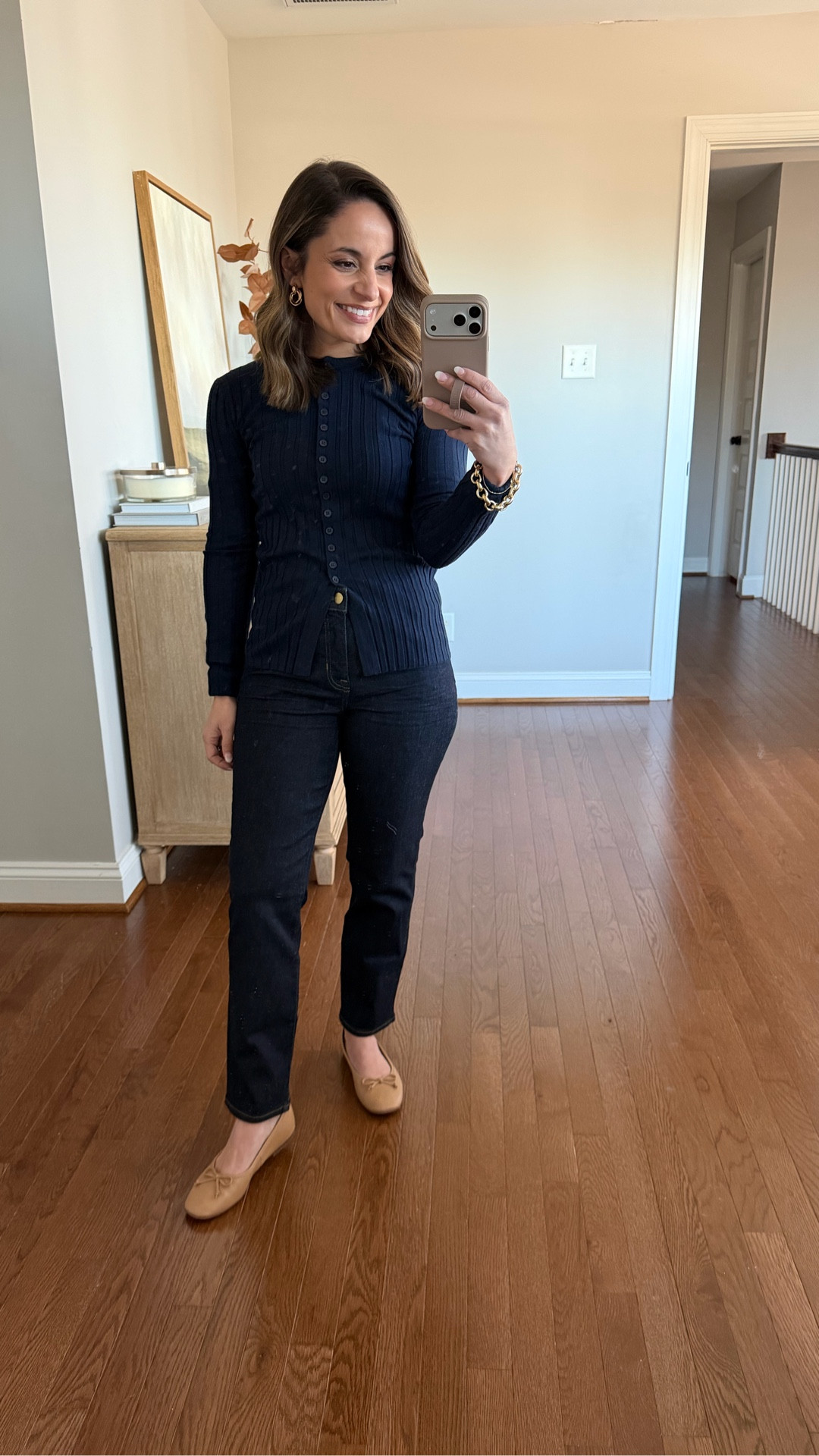 Petite Mid-Rise Jeans 


J.Crew Slim Mid Rise 
Petite 24 - true to size 
94% cotton/ 4% polyester/2% elastane 
9” rise / 26” inseam/ 5 3/4” leg opening 
Sweater (J.Crew): xxs 

* Measurements are taken from the size I’m wearing and may differ from the stated measurements on the brand sites. 

My measurements for reference: I’m 4’10” and 105lbs. My bust, waist, and hip measurement is 32”, 24”, and 36”.

#LTKPetite